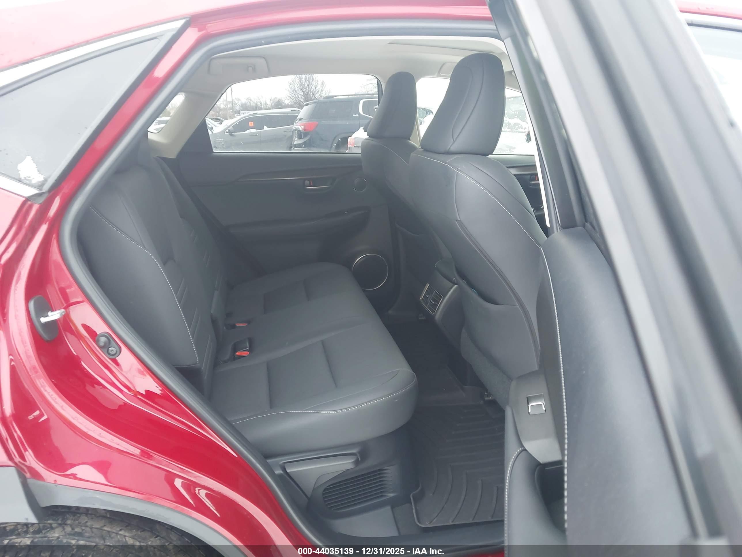 LEXUS NX image 8