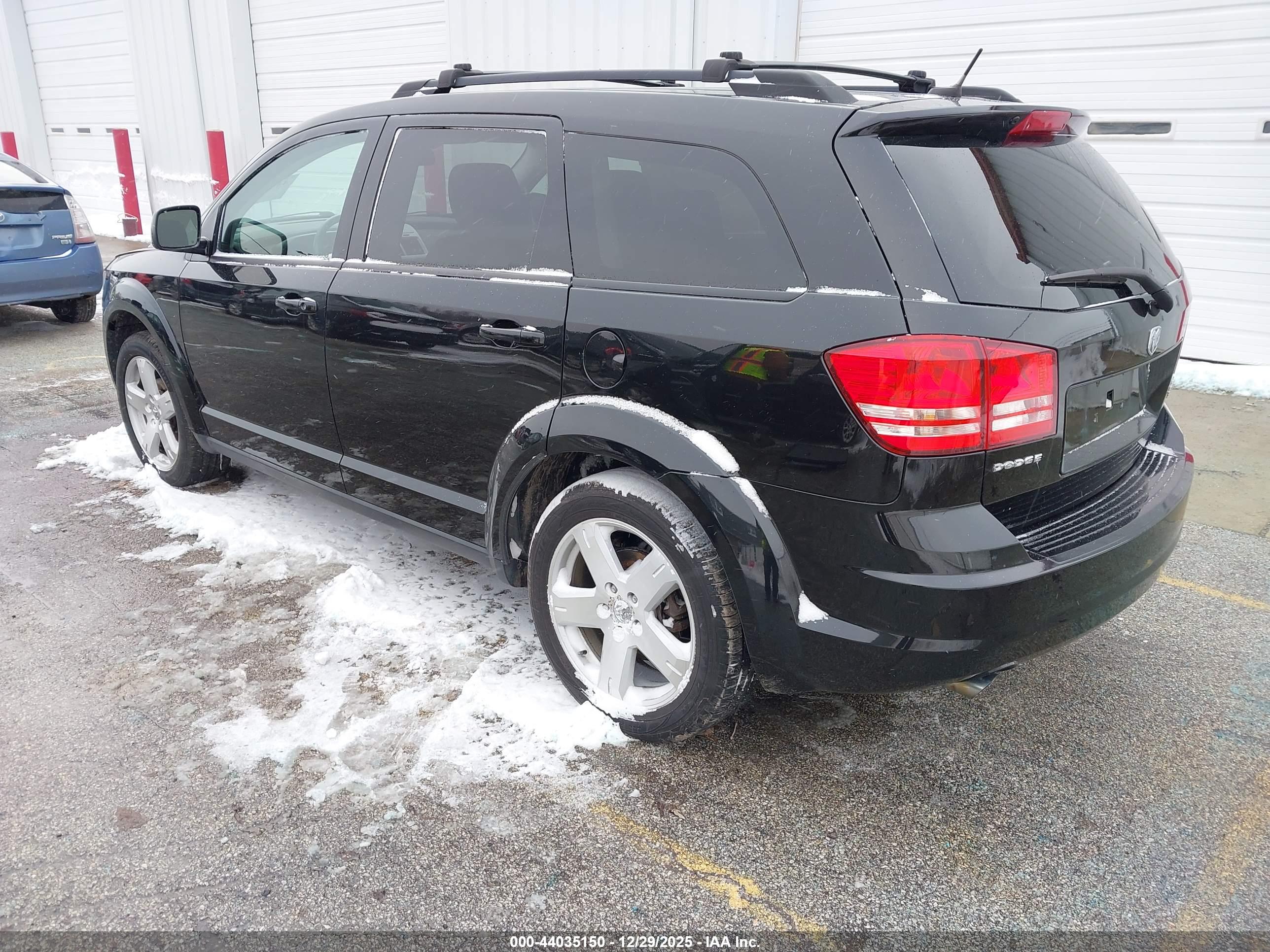 DODGE JOURNEY image 3