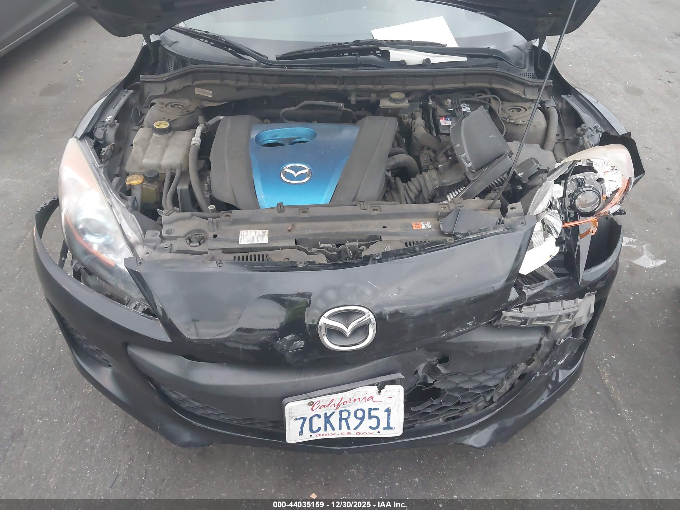 MAZDA MAZDA3 image 10