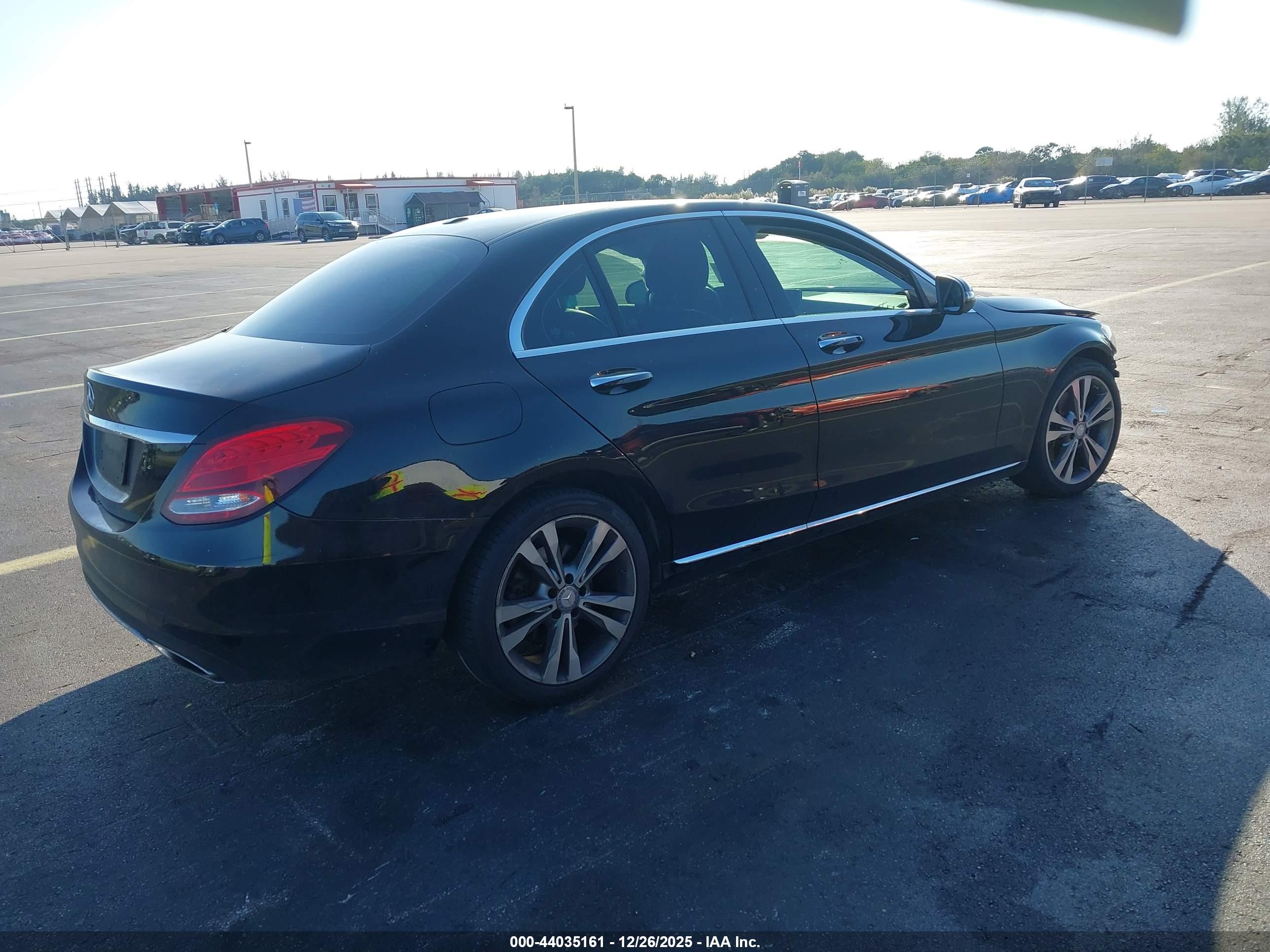 MERCEDES-BENZ C image 4