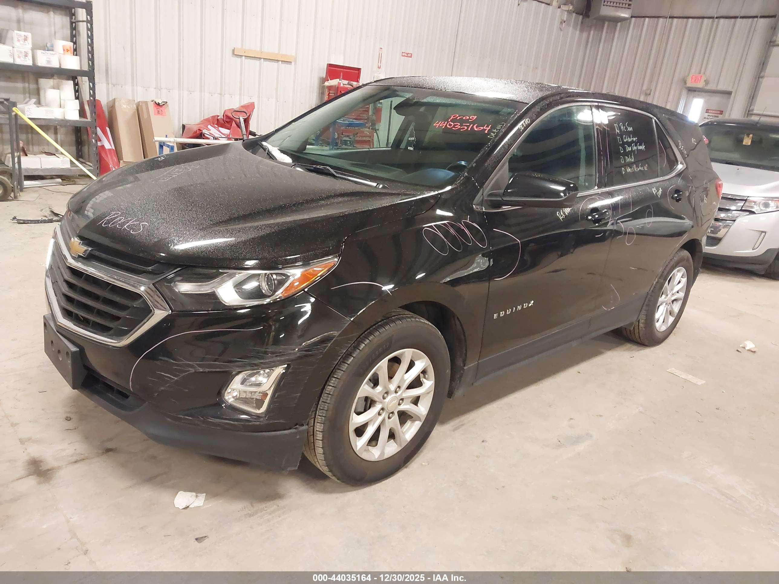 CHEVROLET EQUINOX image 2