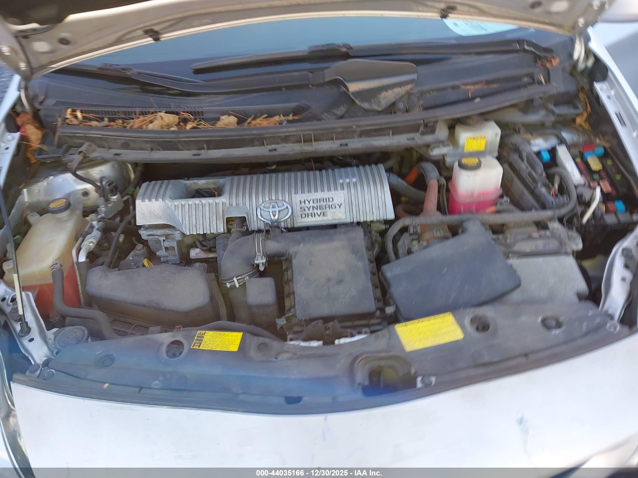TOYOTA PRIUS image 10