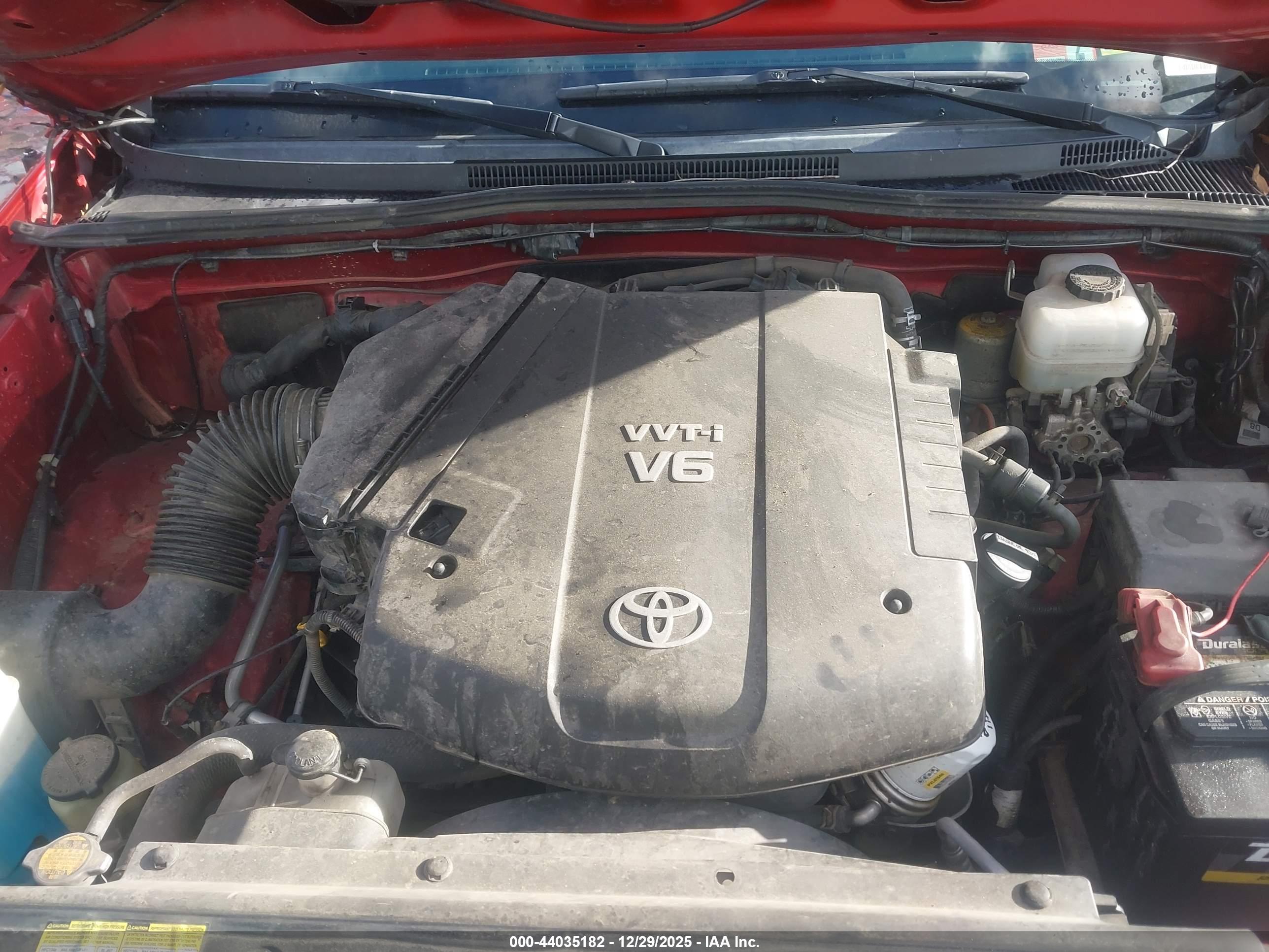 TOYOTA TACOMA image 10