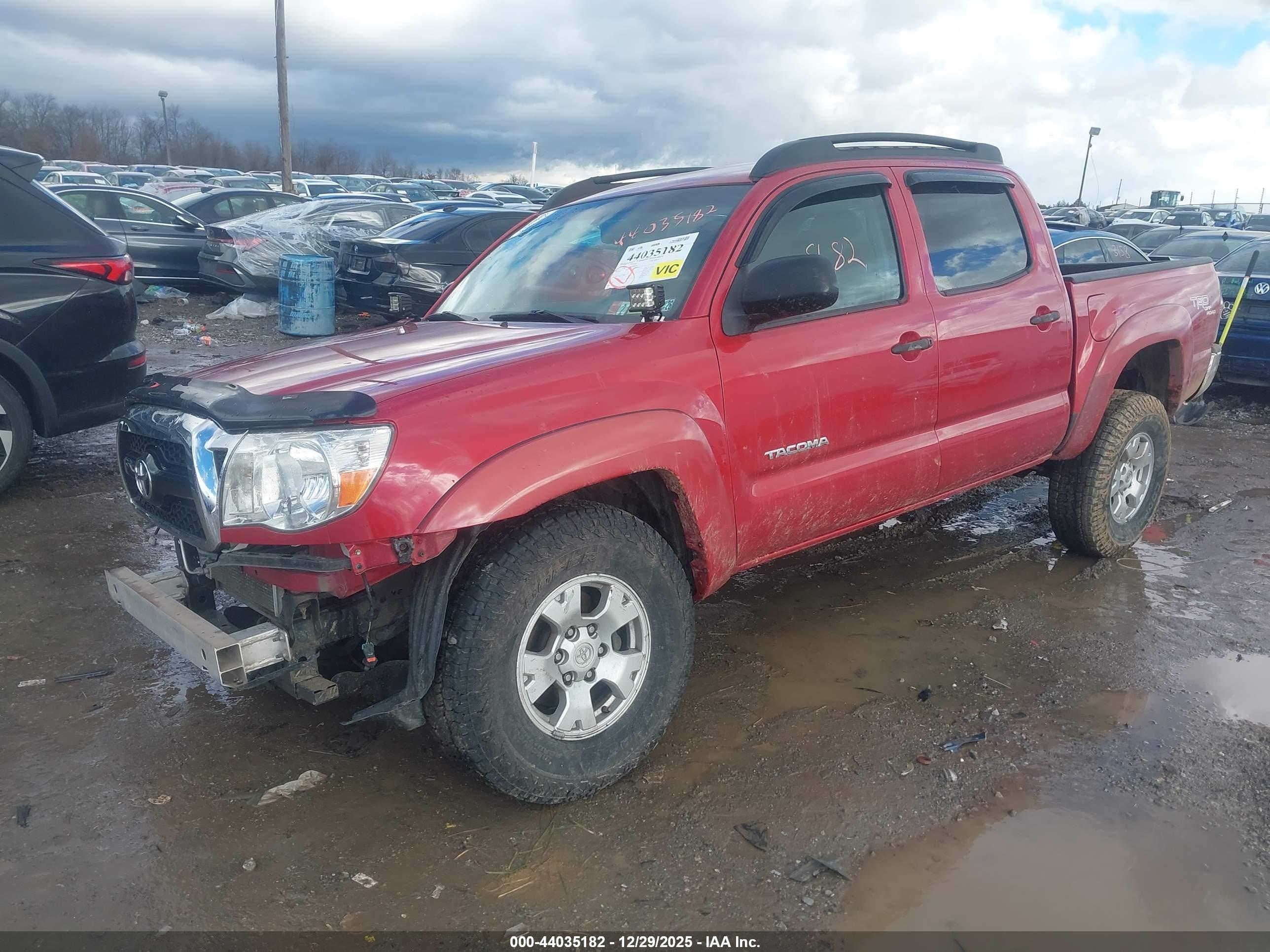 TOYOTA TACOMA image 2