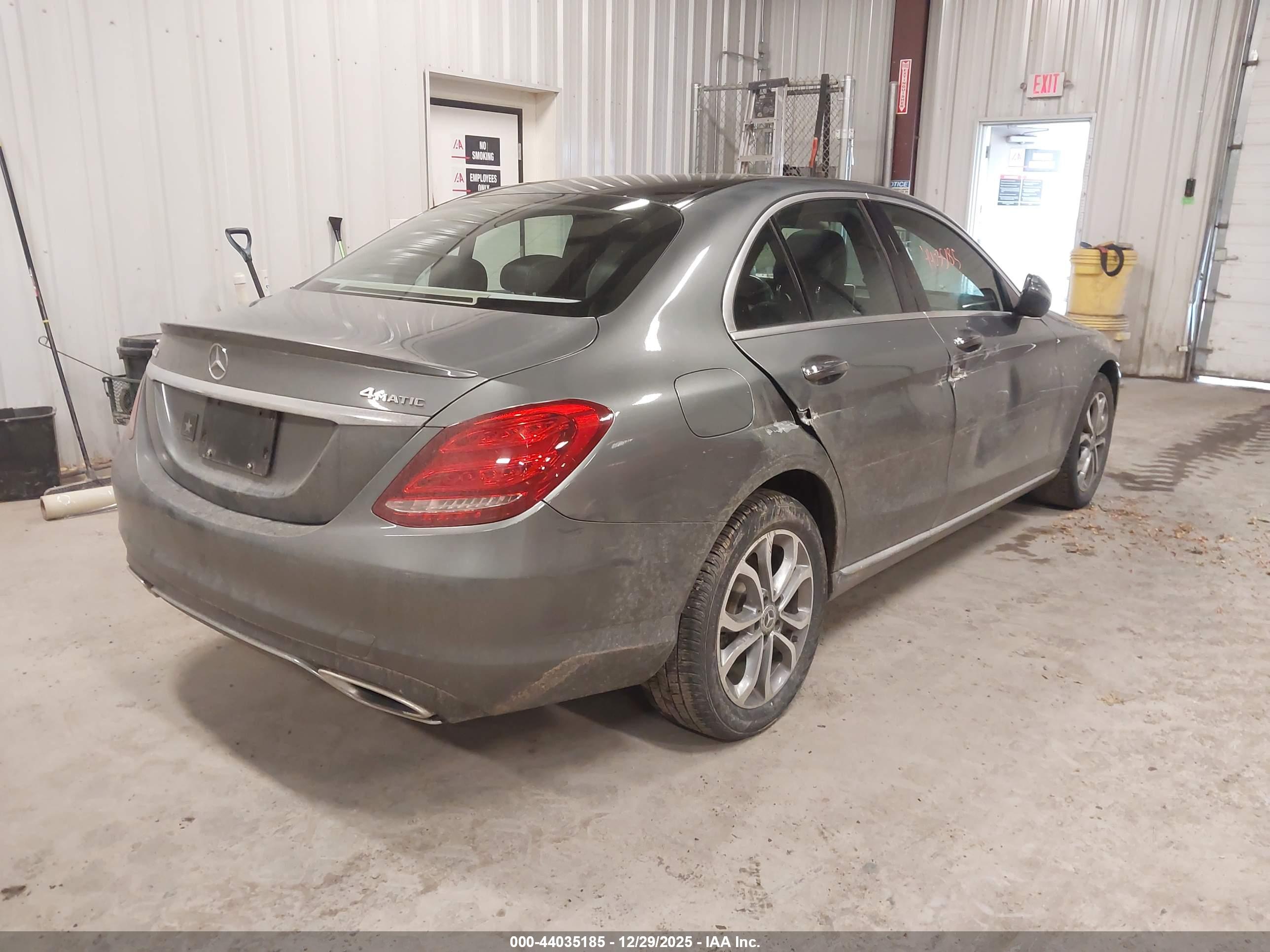 MERCEDES-BENZ C image 4