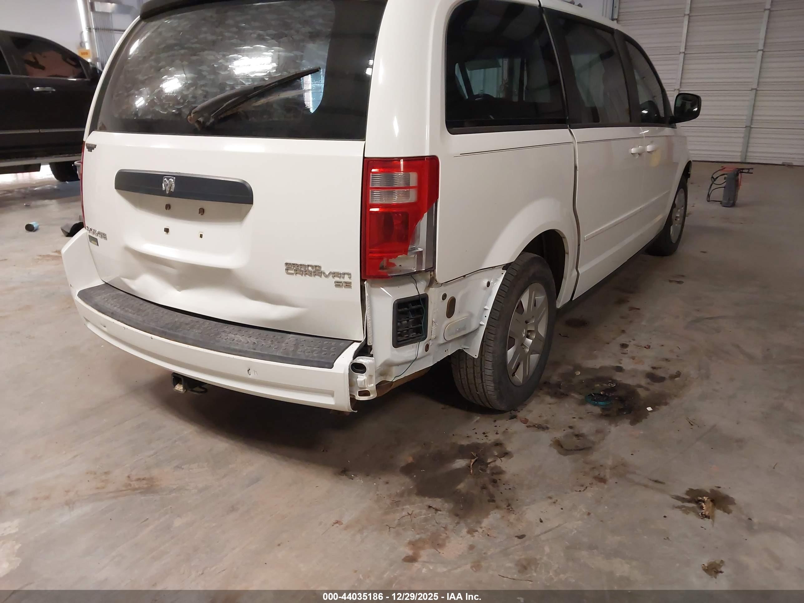 DODGE GRAND image 6