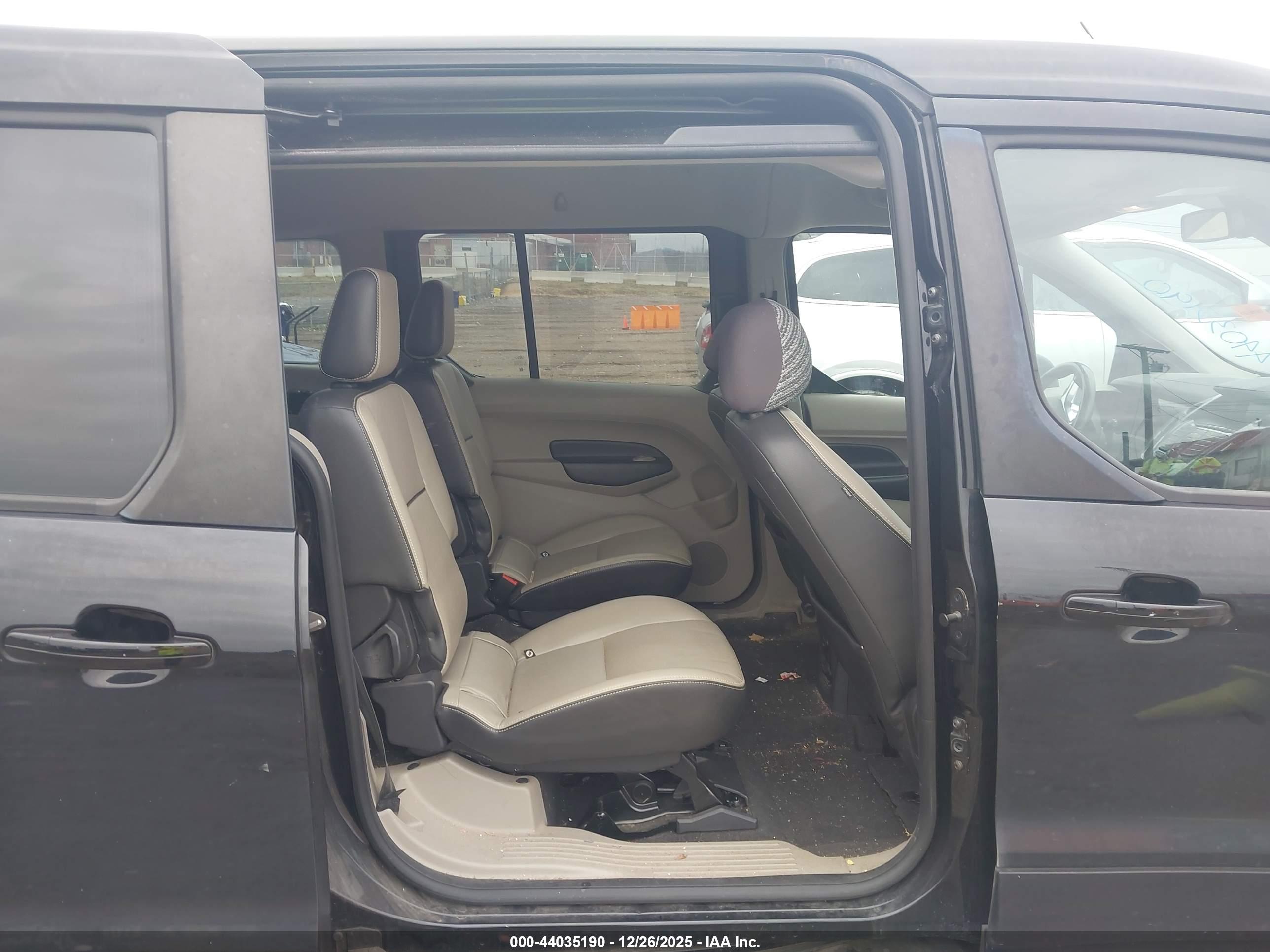 FORD TRANSIT image 8