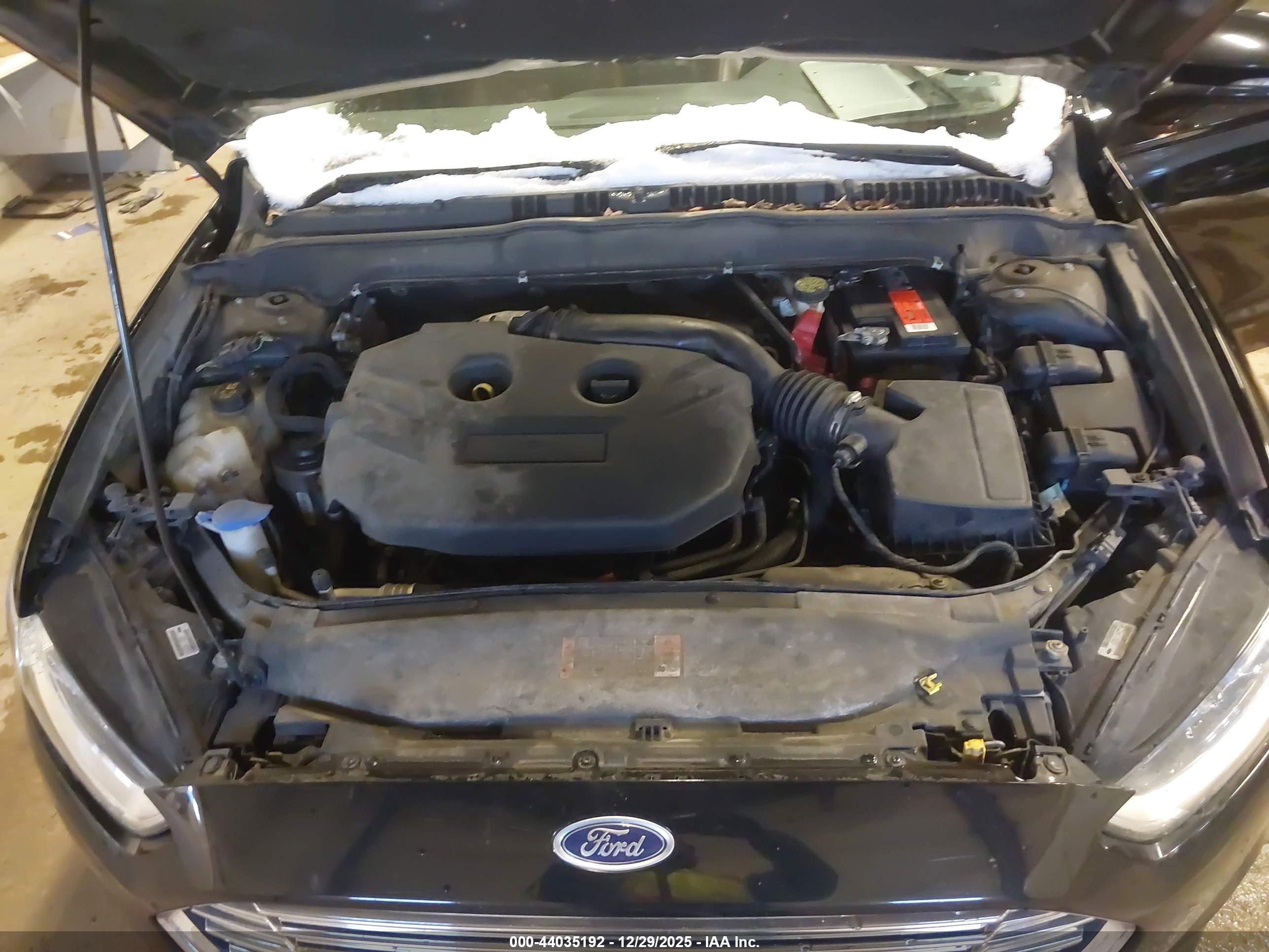 FORD FUSION image 10