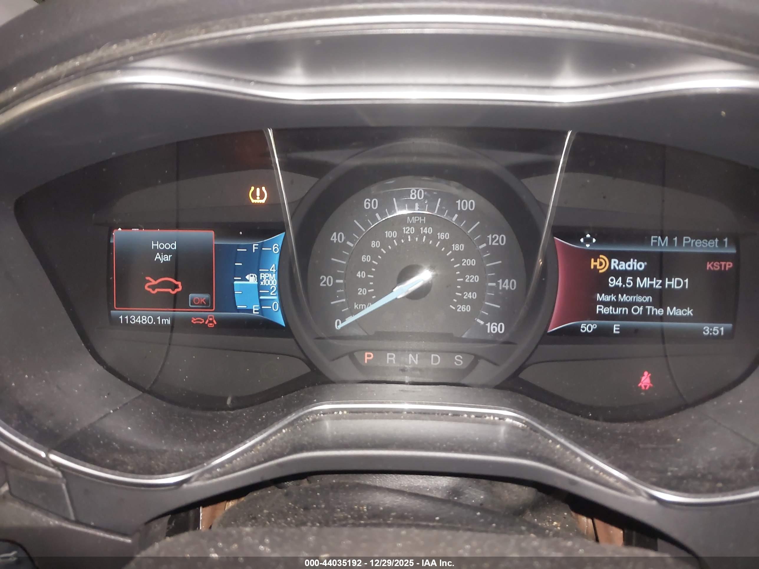 FORD FUSION image 7