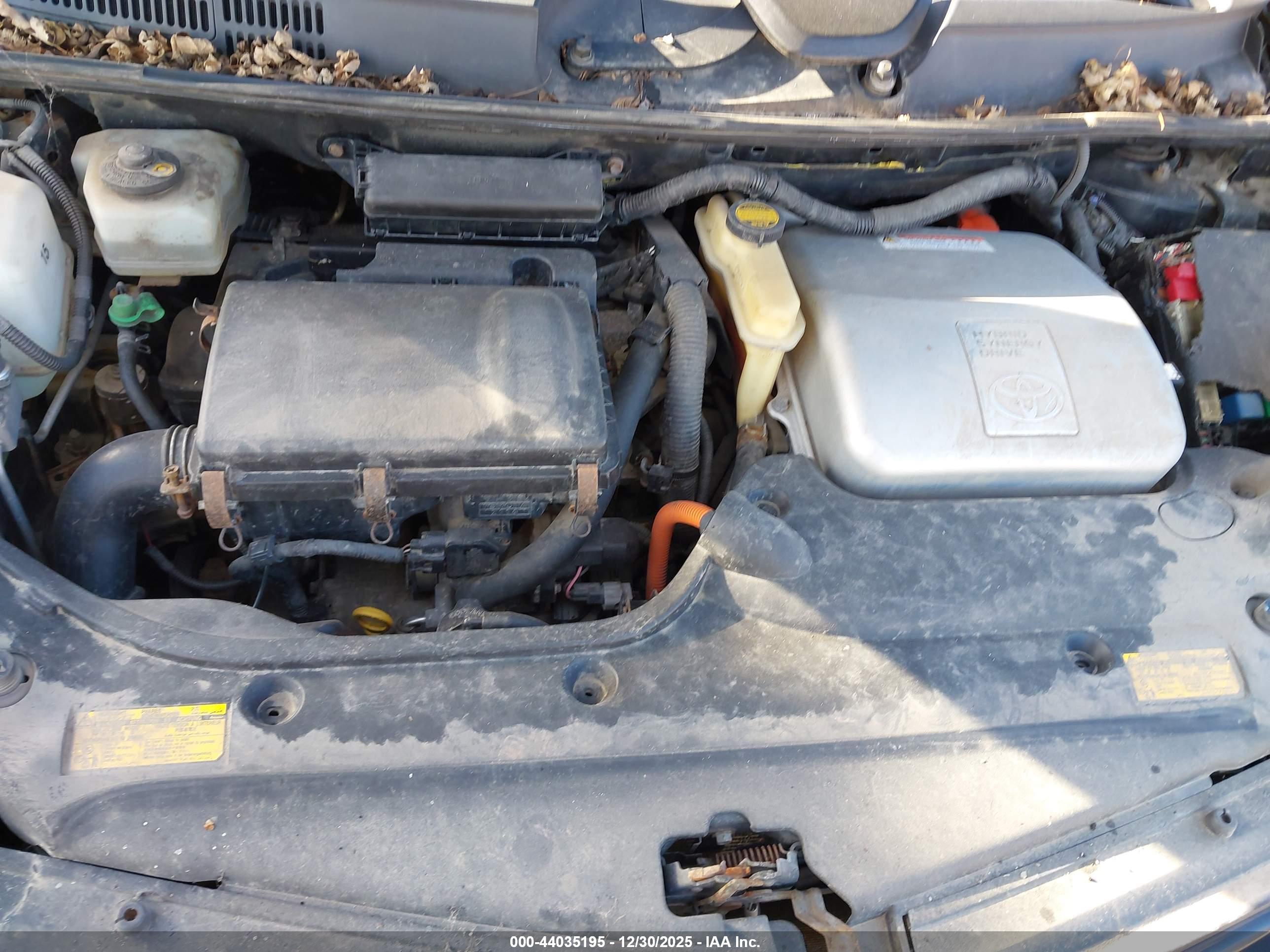 TOYOTA PRIUS image 10