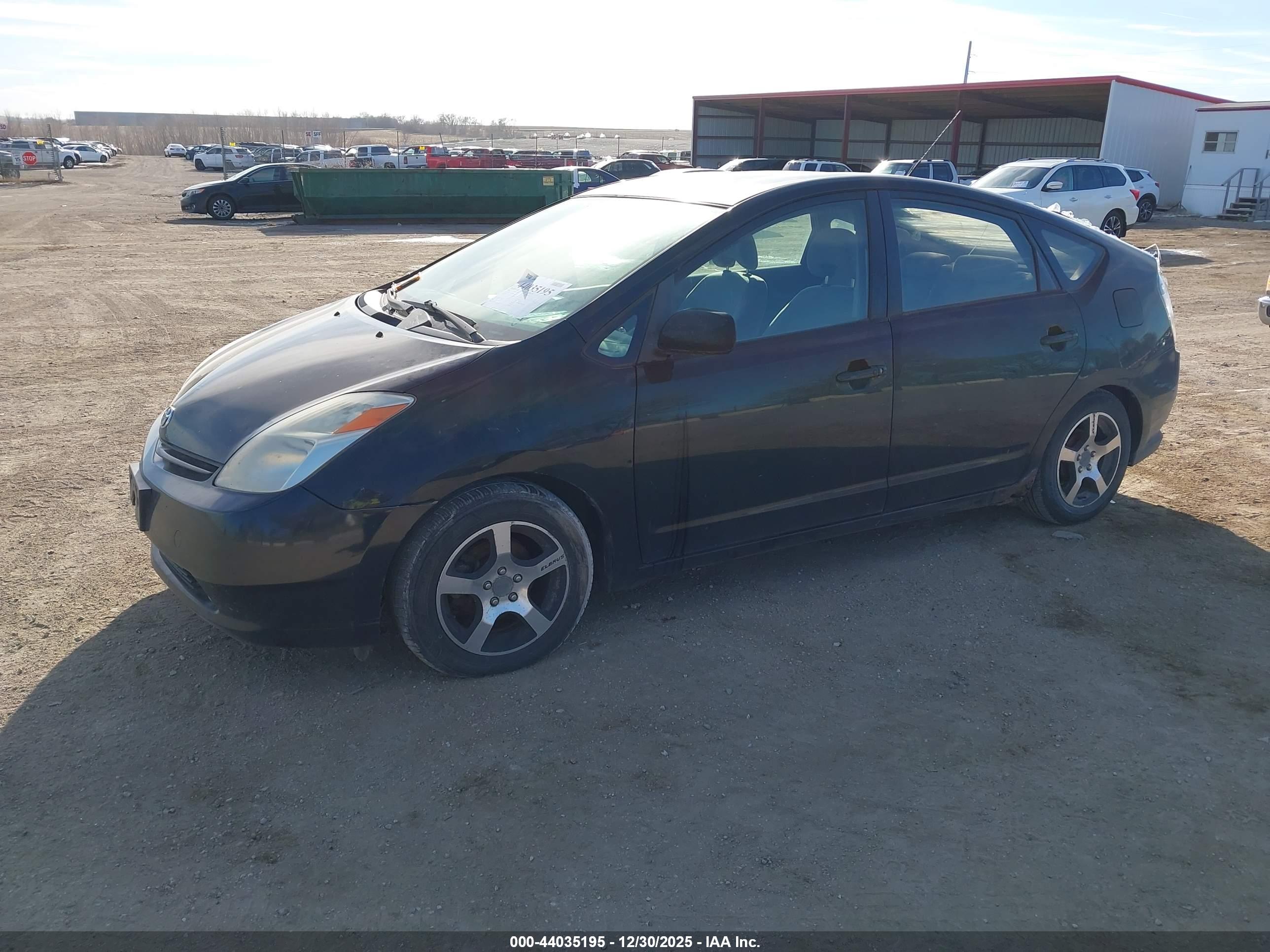 TOYOTA PRIUS image 2
