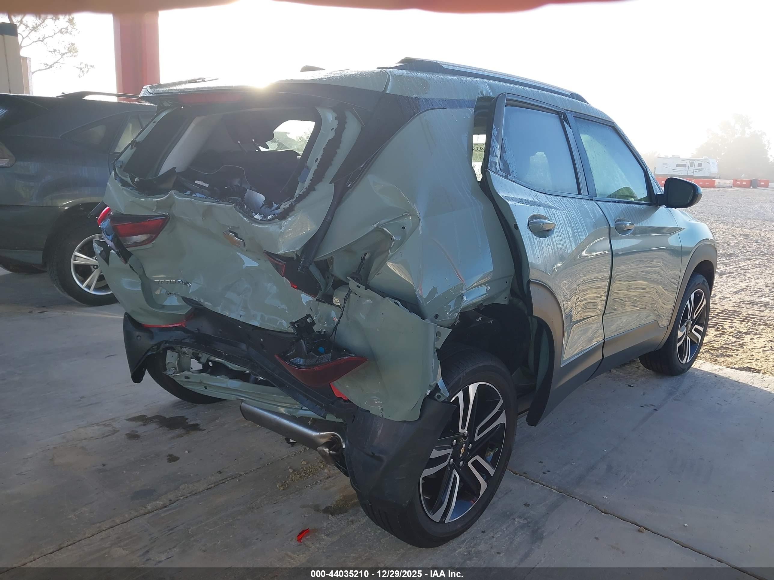 CHEVROLET TRAILBLAZER image 4