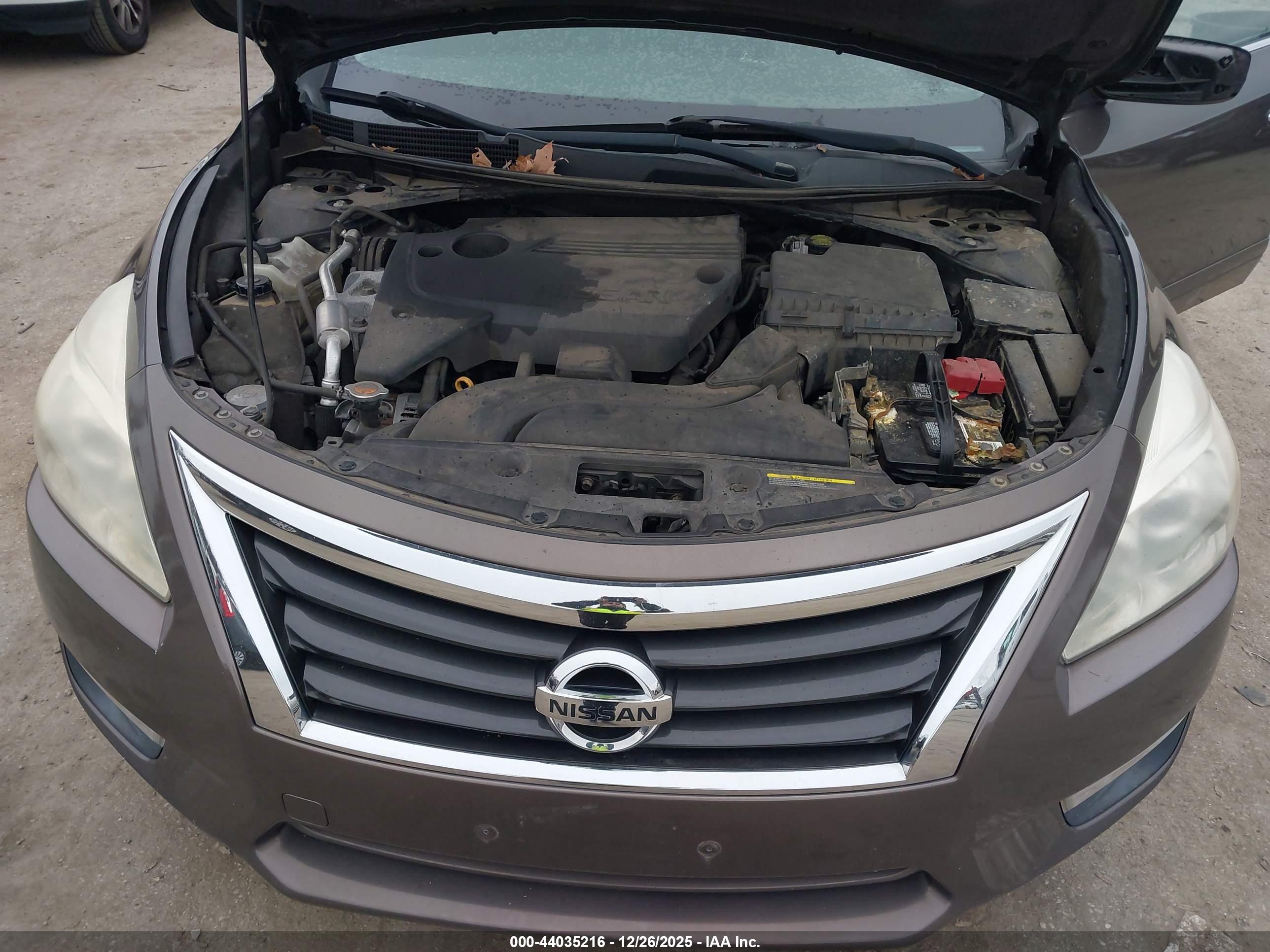 NISSAN ALTIMA image 10
