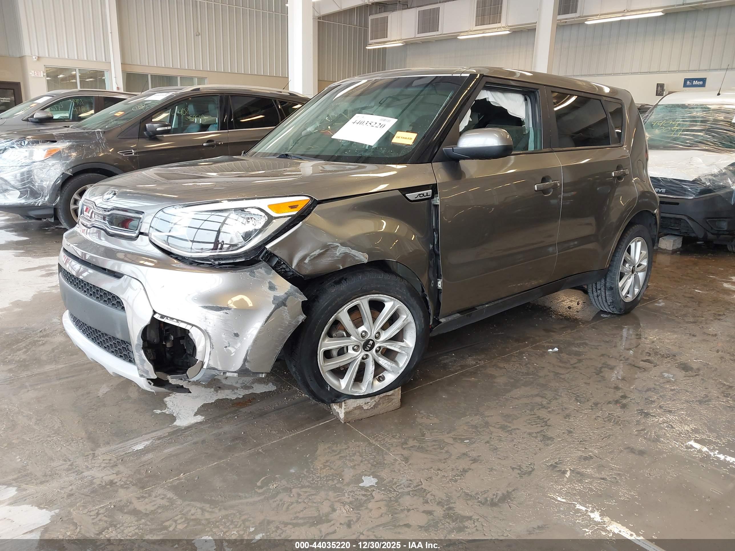 KIA SOUL image 2