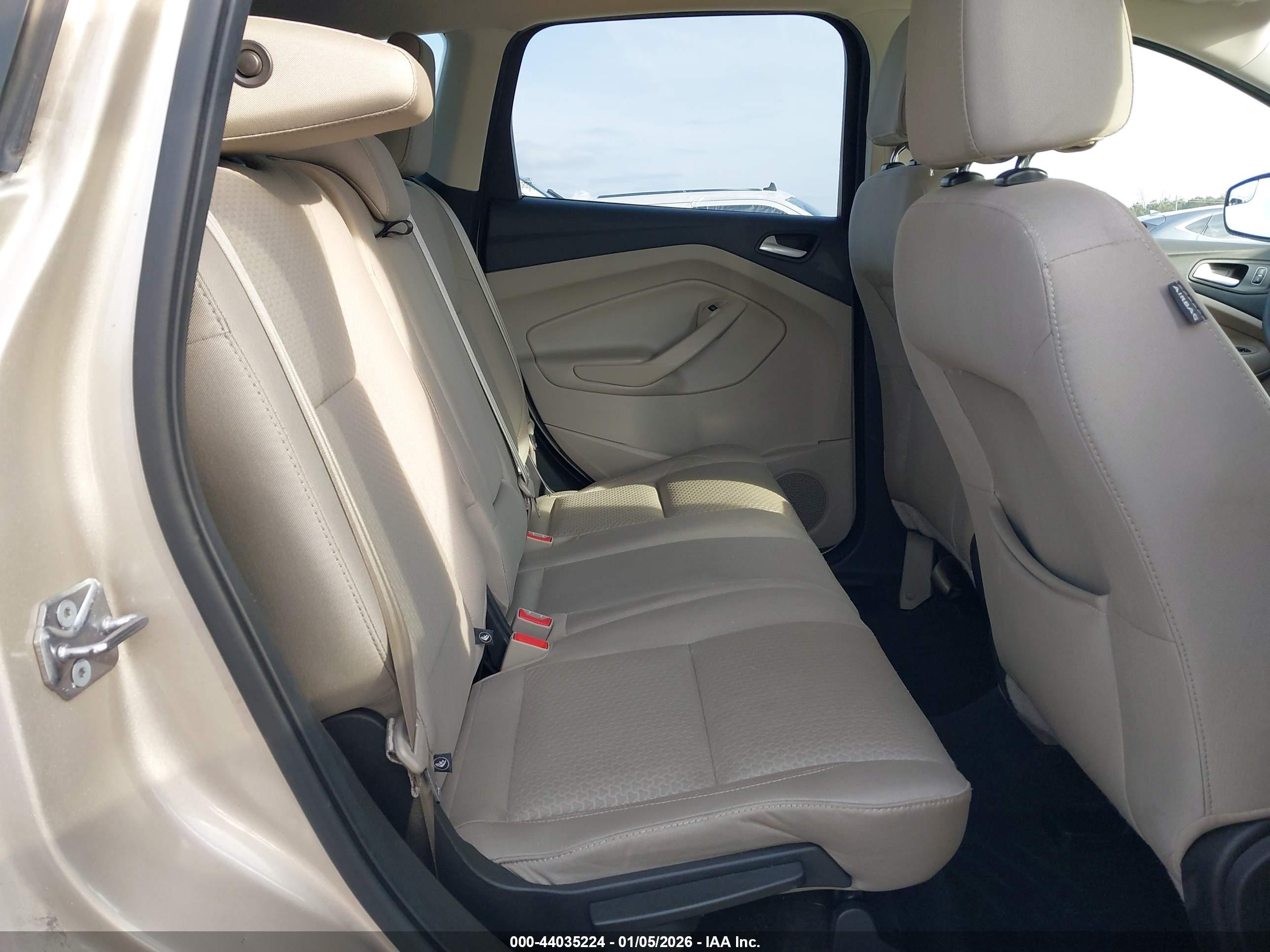FORD ESCAPE image 8