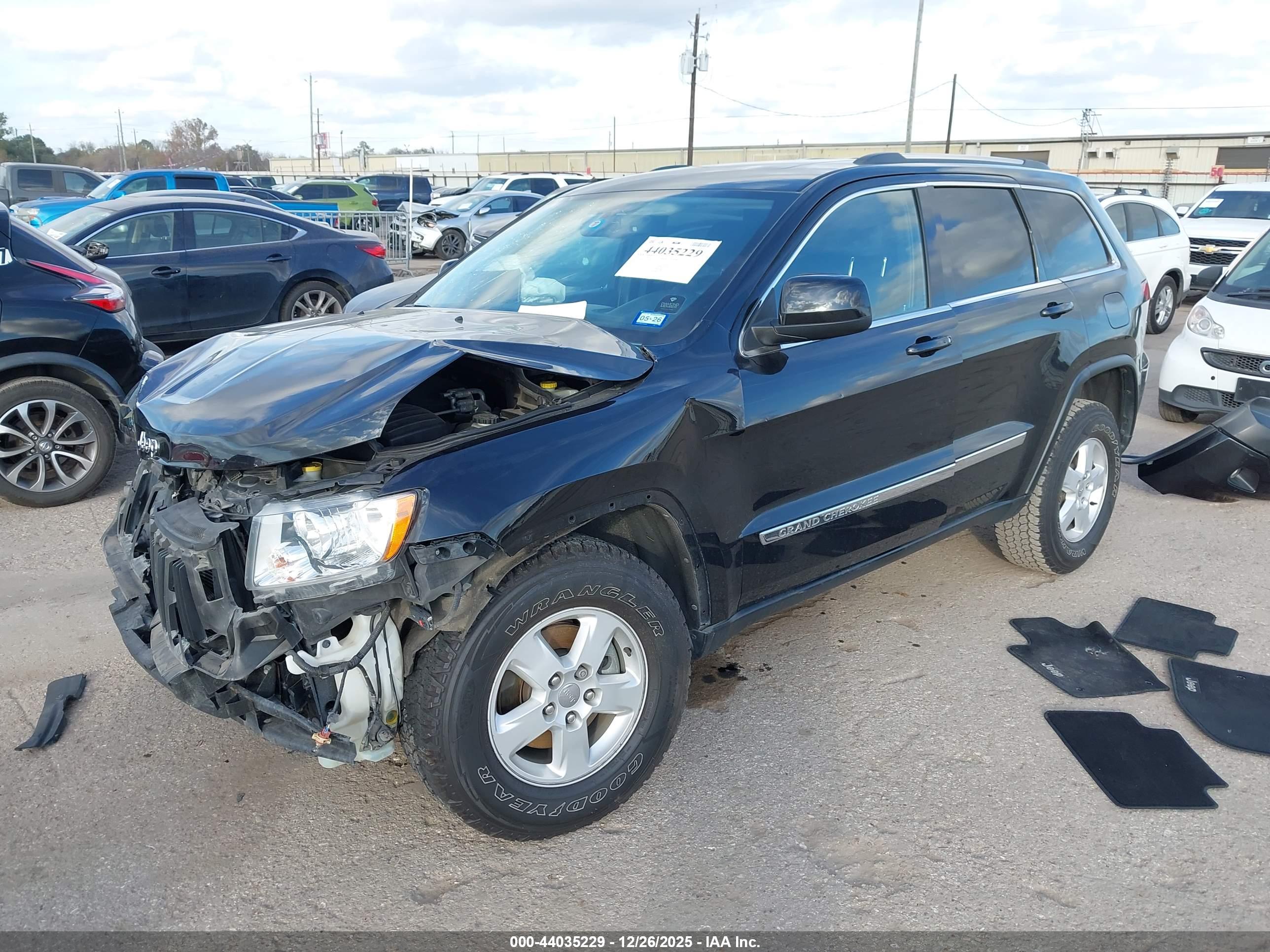 JEEP GRAND image 2