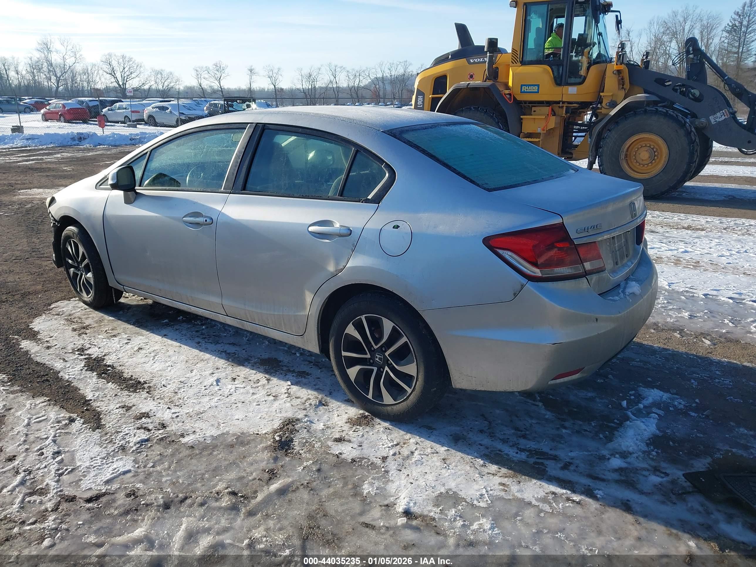 HONDA CIVIC image 3
