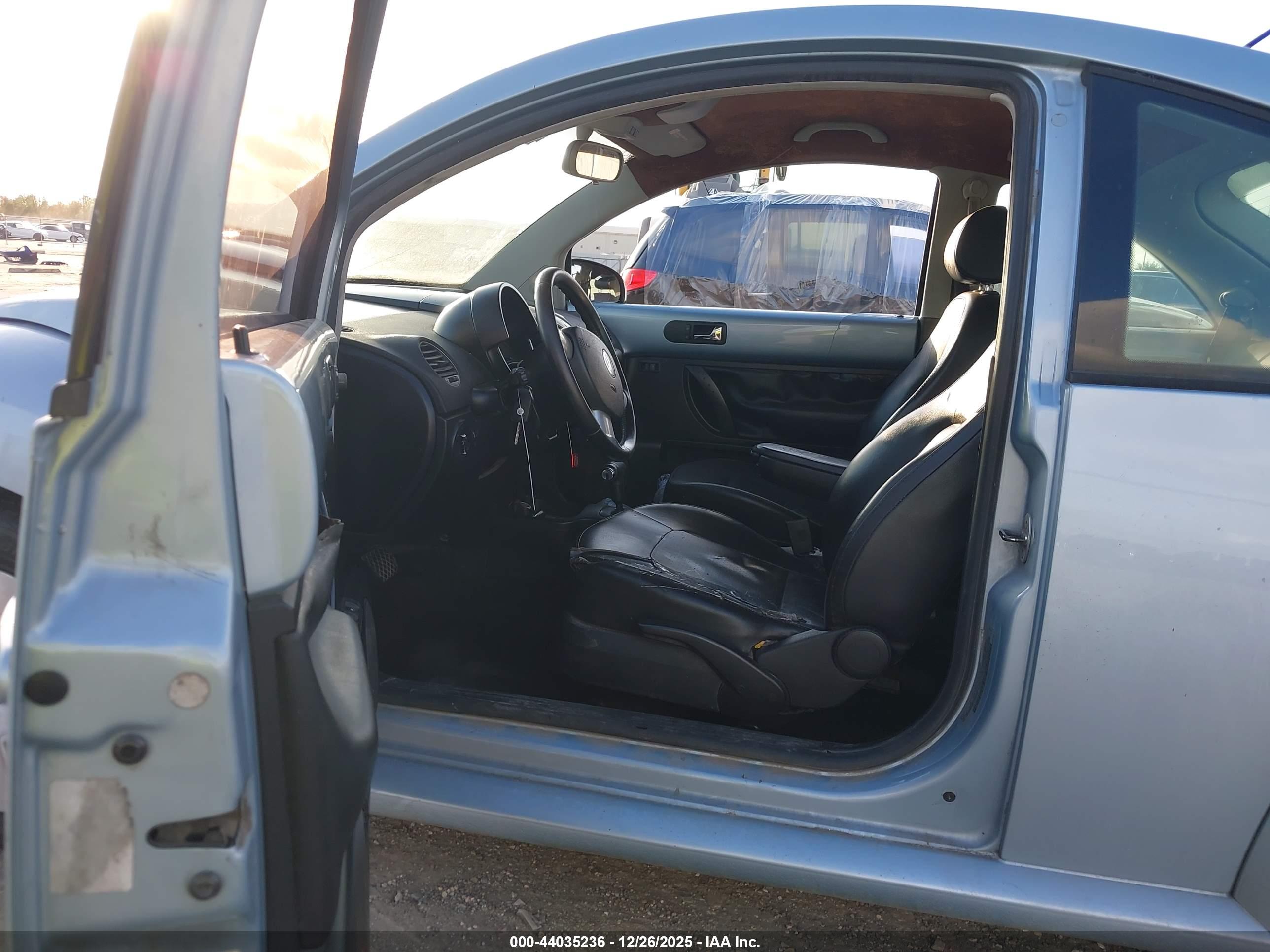 VOLKSWAGEN NEW image 5
