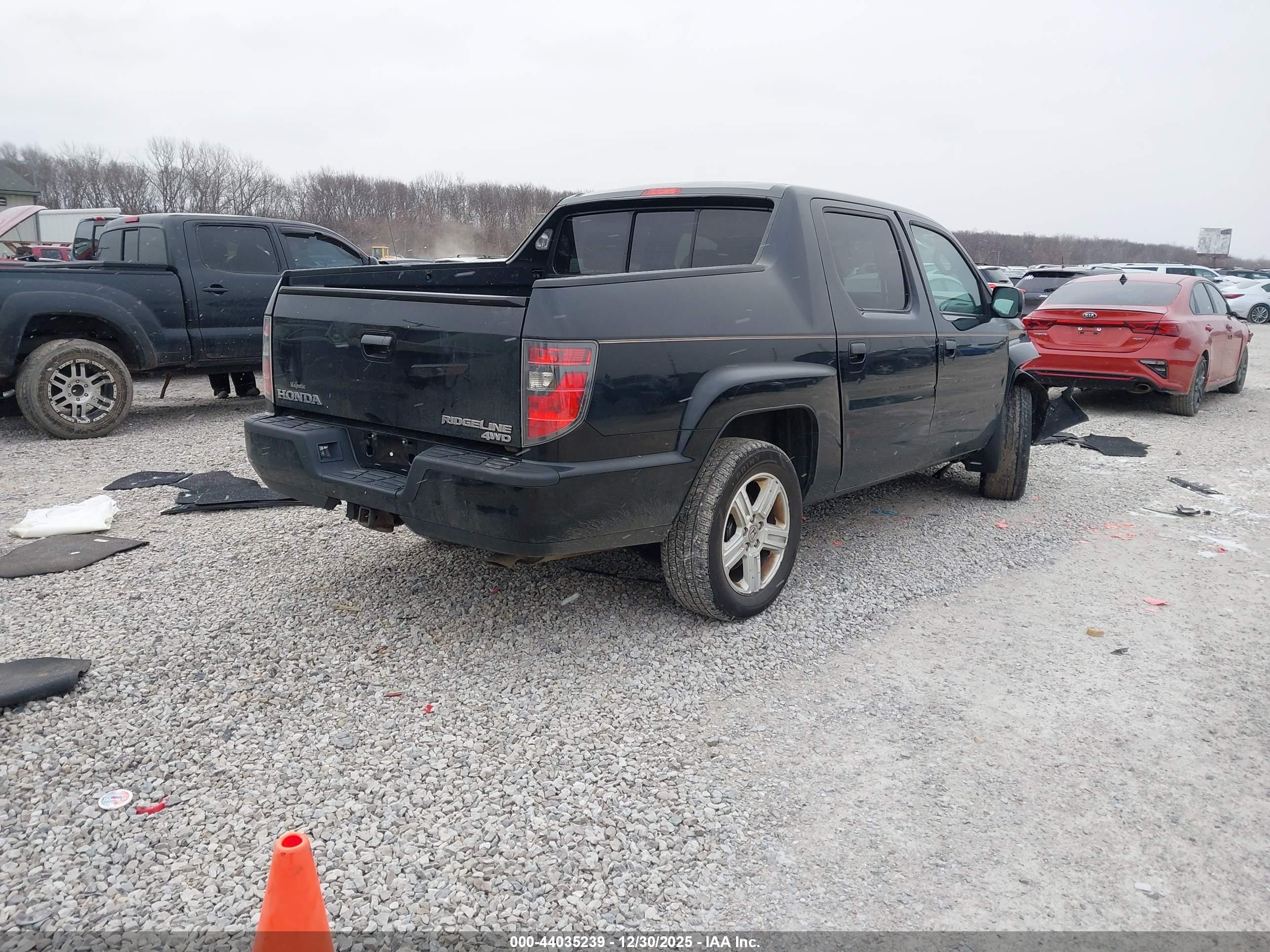 HONDA RIDGELINE image 4