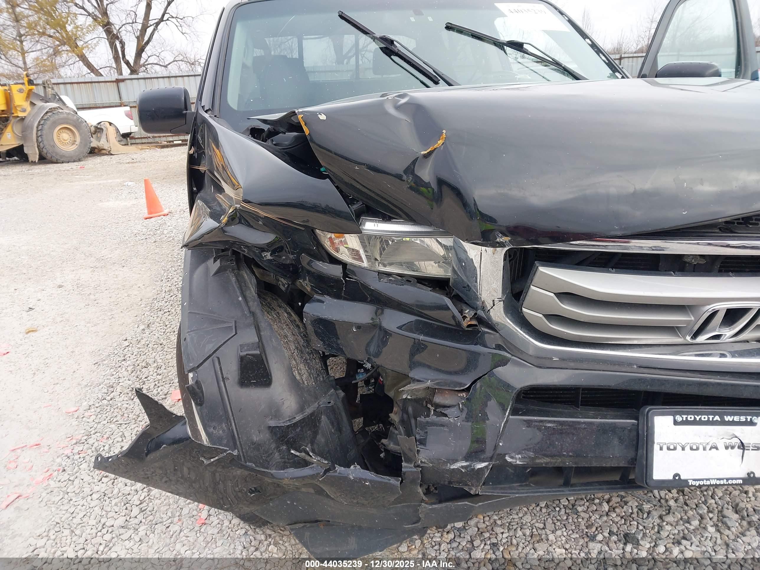 HONDA RIDGELINE image 6