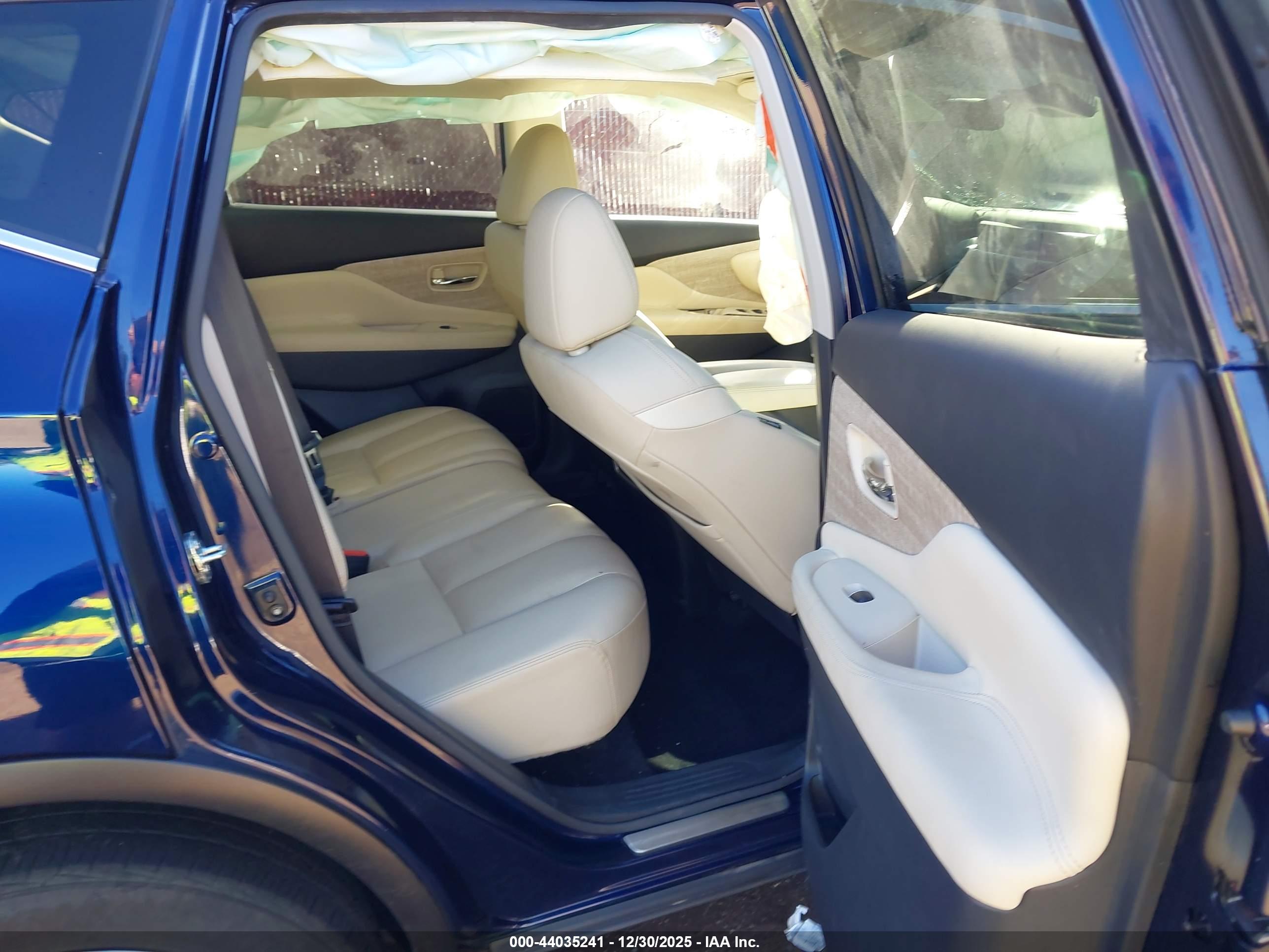 NISSAN MURANO image 8