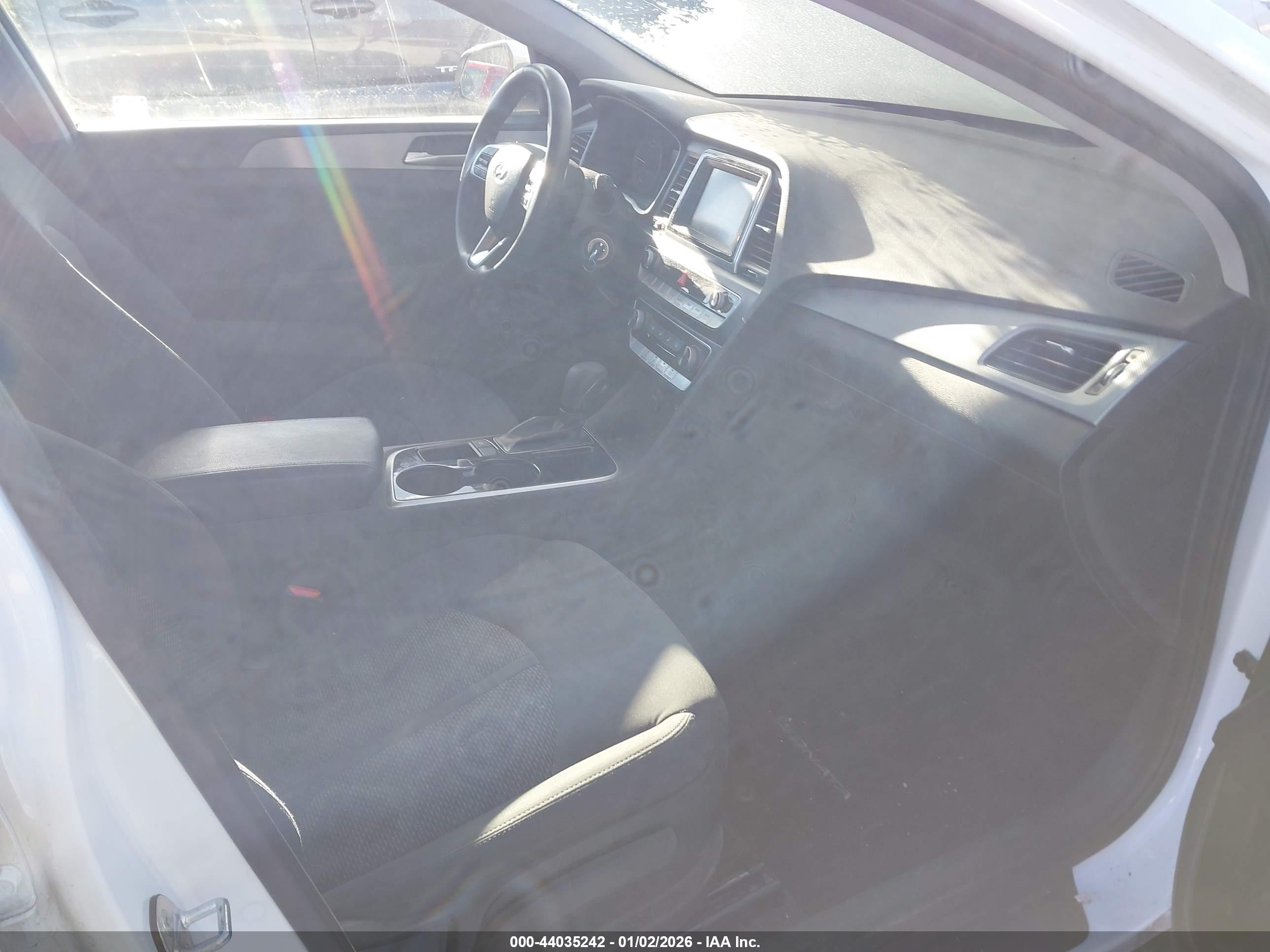 HYUNDAI SONATA image 5