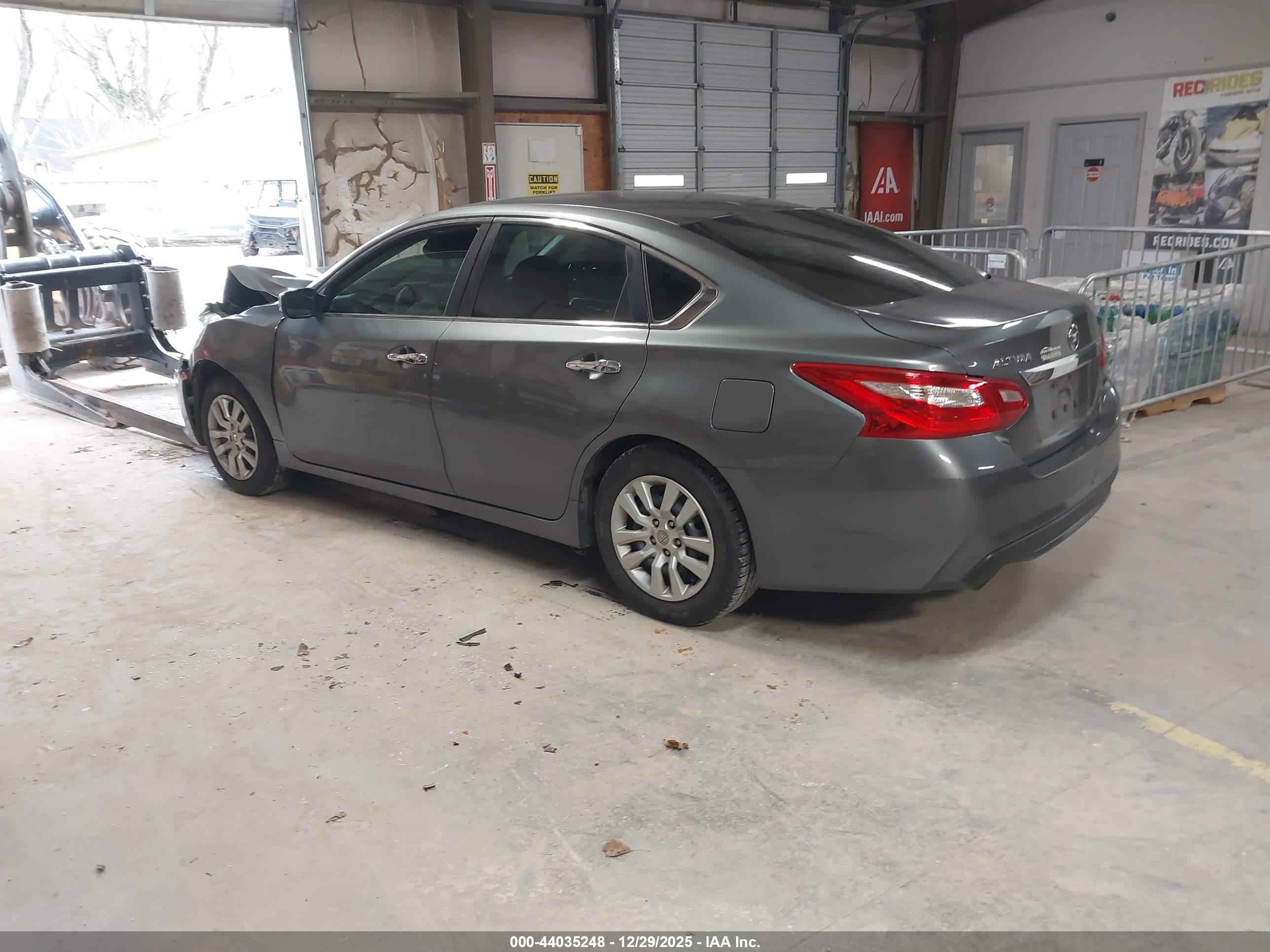 NISSAN ALTIMA image 3