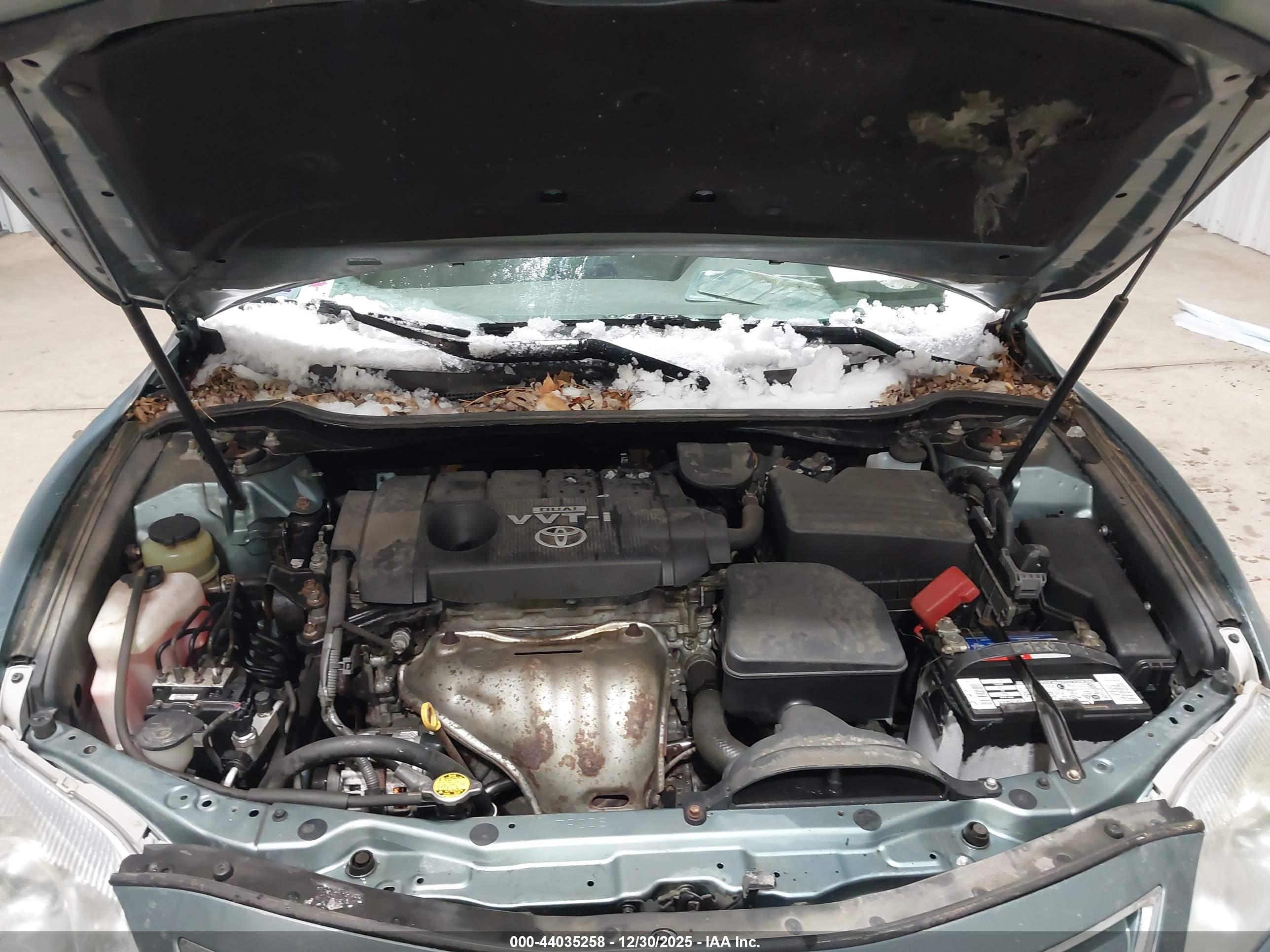 TOYOTA CAMRY image 10