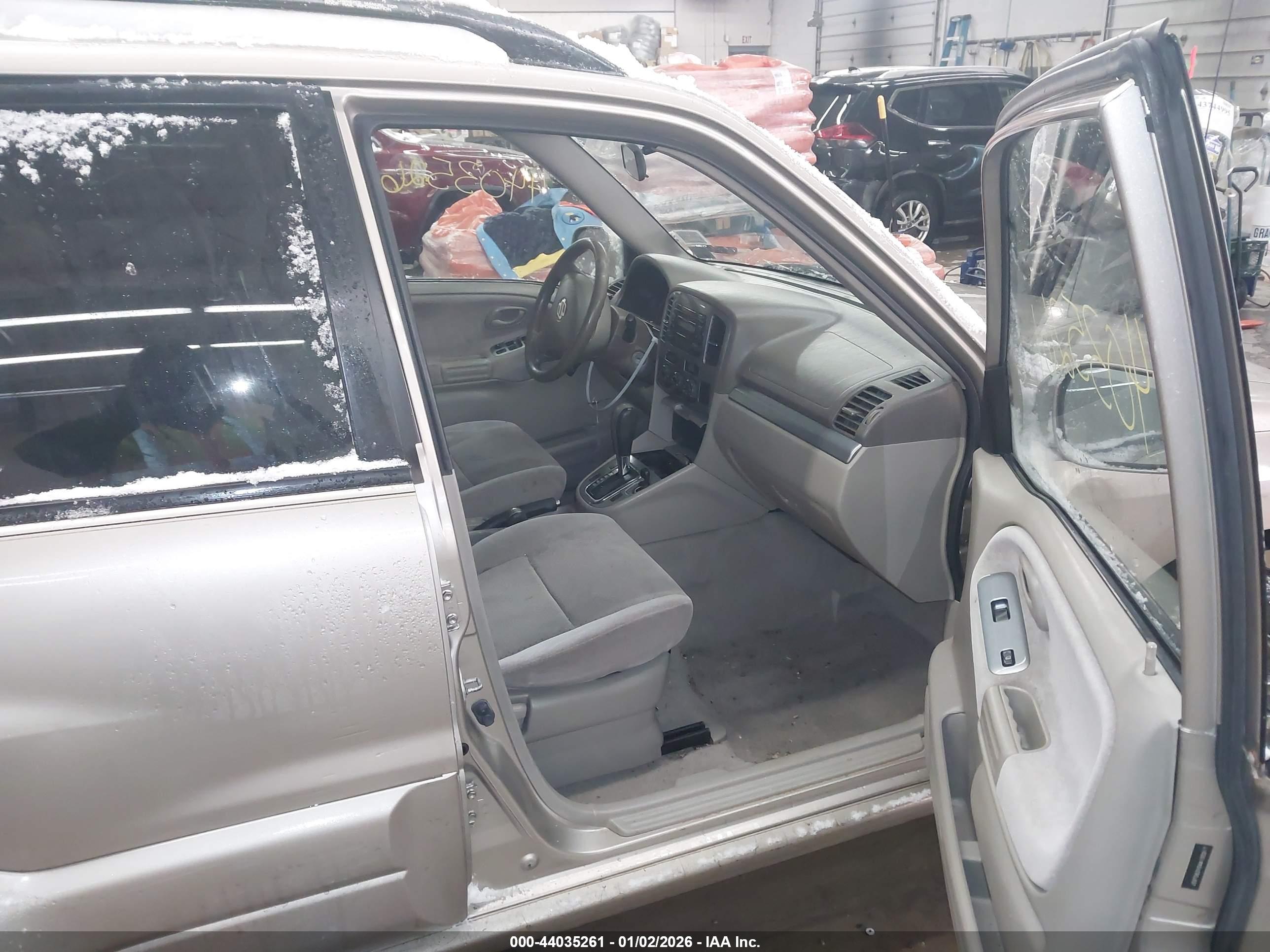 SUZUKI GRAND image 5
