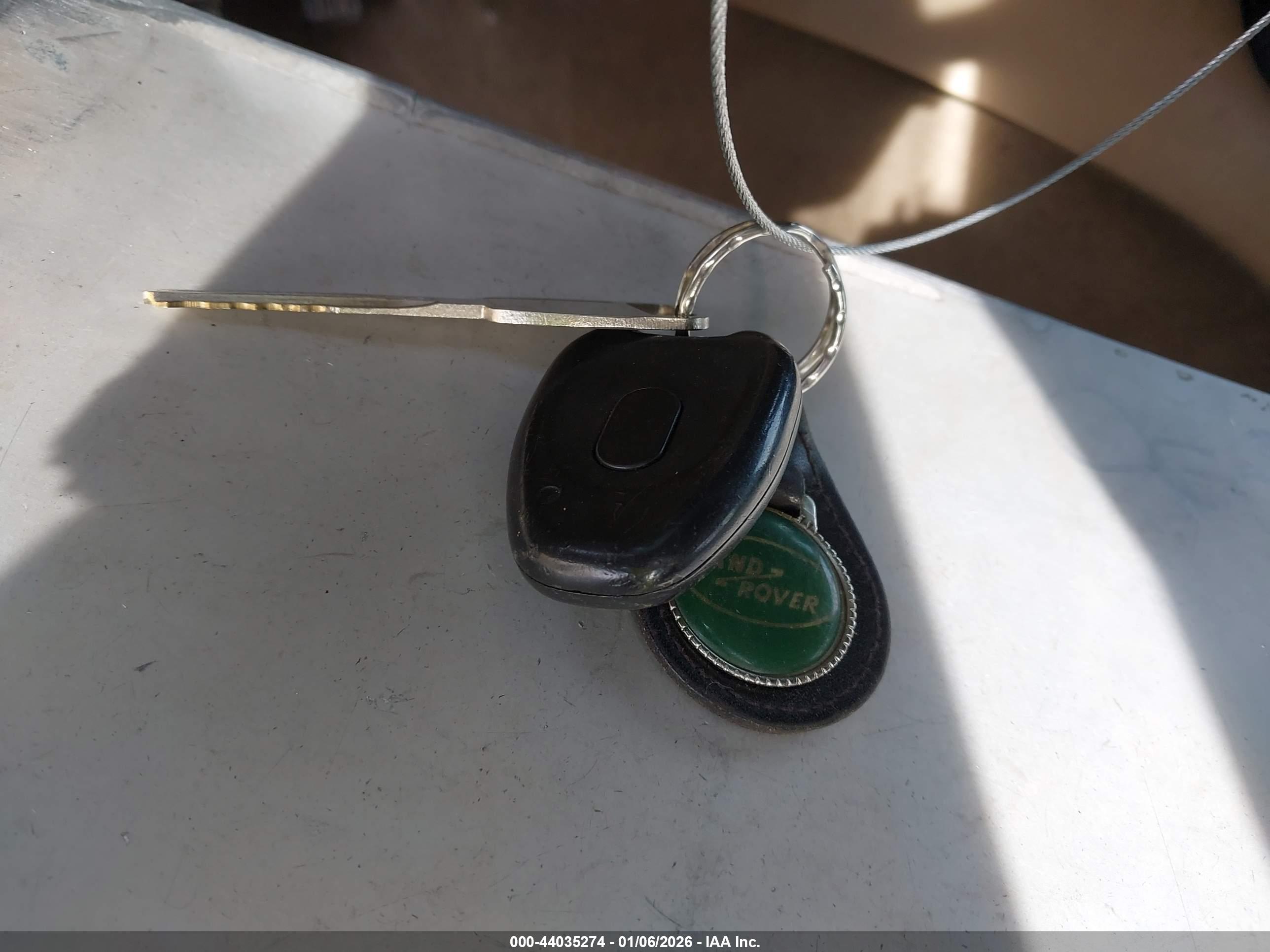 LAND ROVER image 11