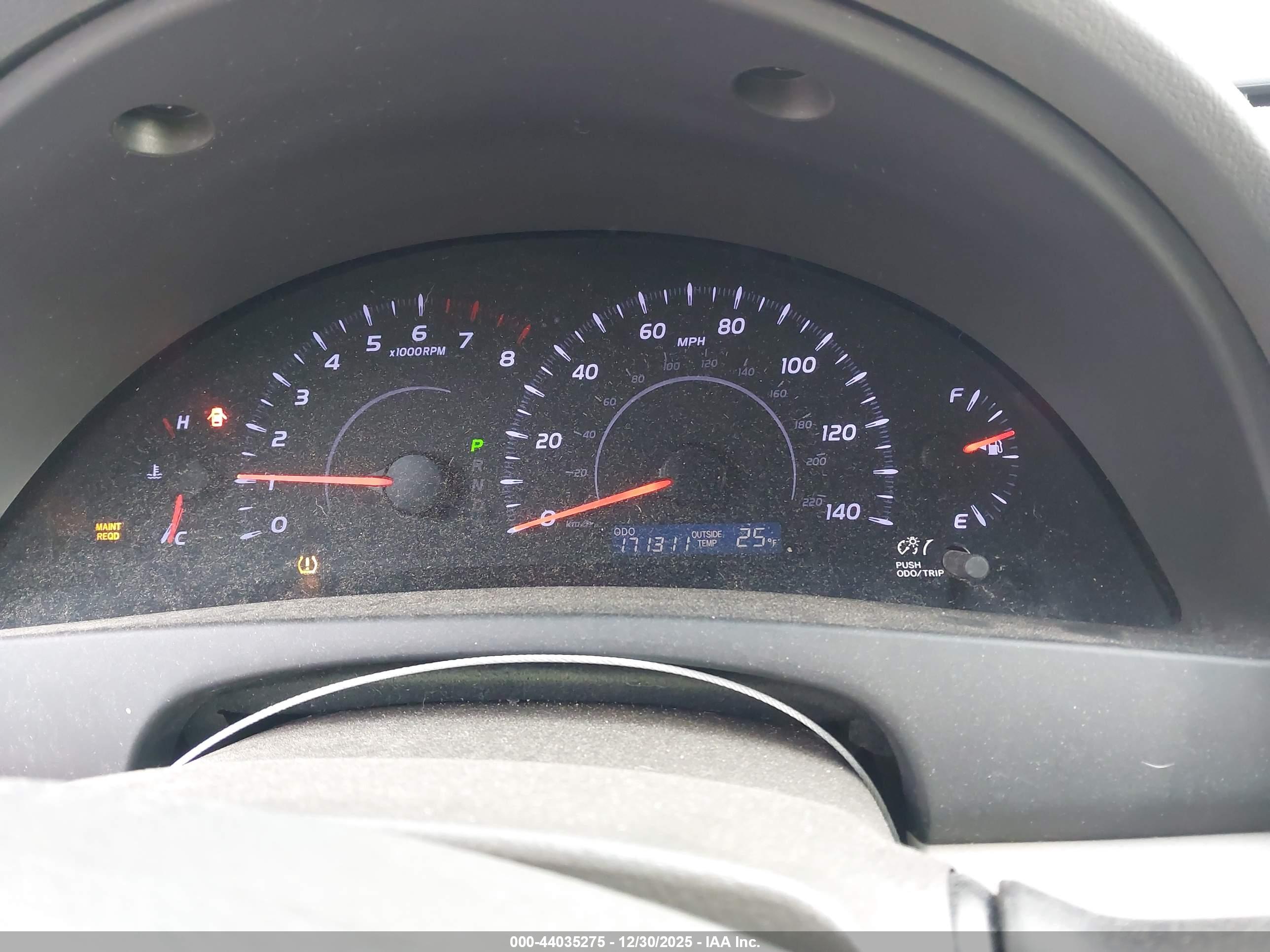 TOYOTA CAMRY image 7