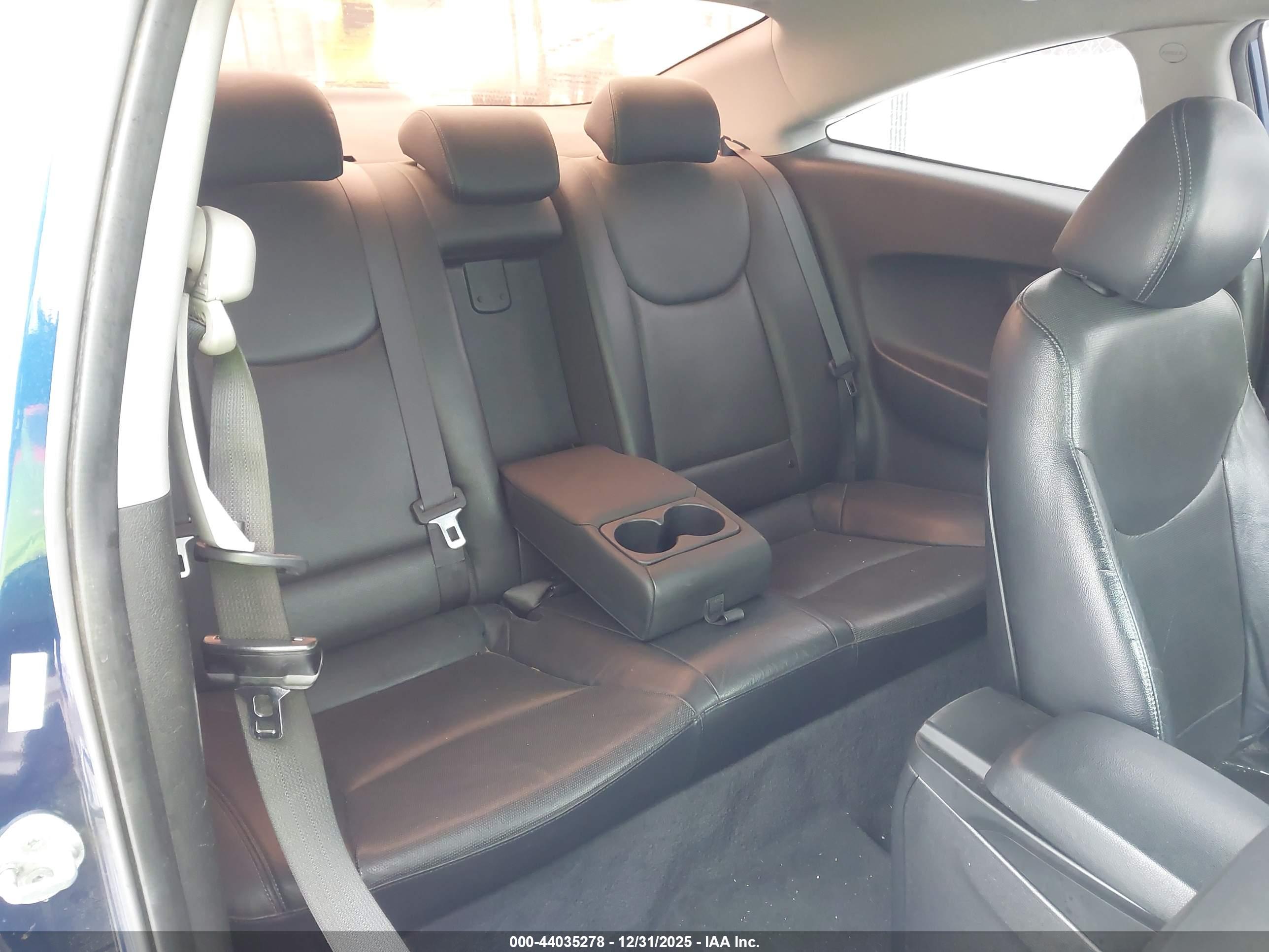 HYUNDAI ELANTRA image 8