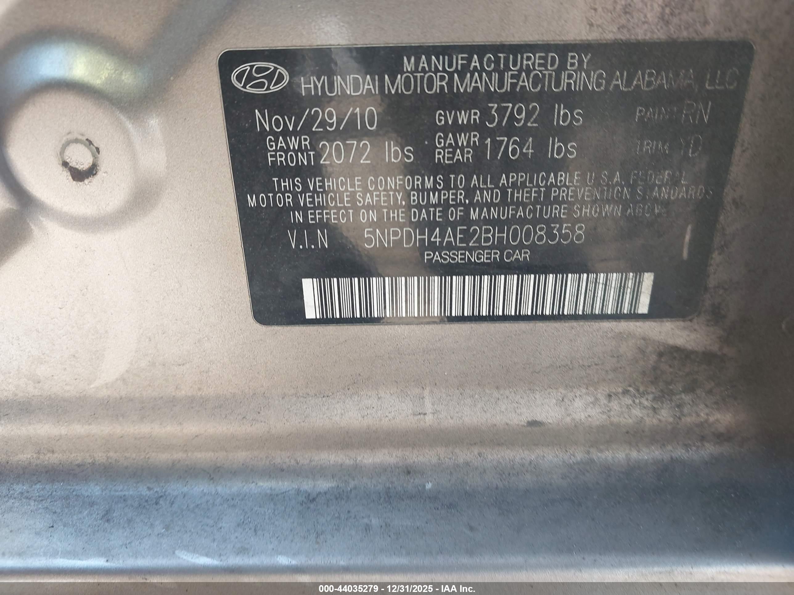 HYUNDAI ELANTRA image 9