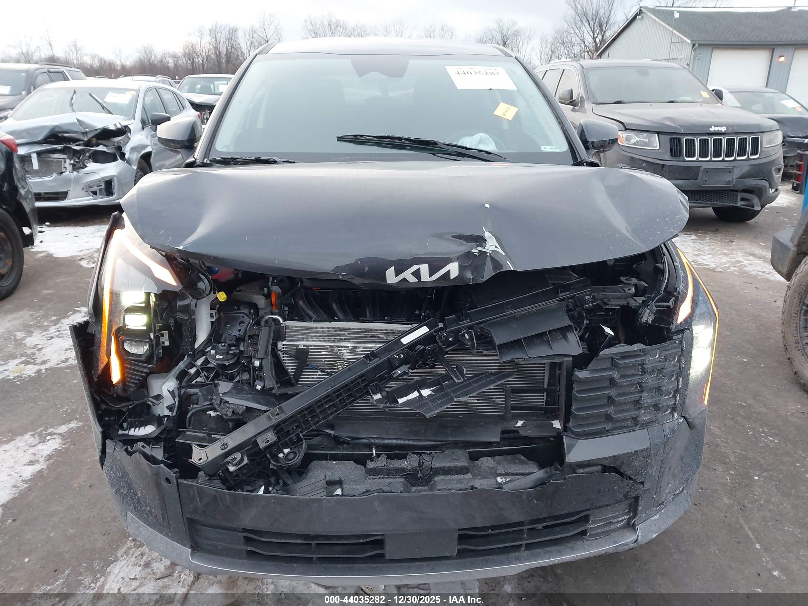 KIA SPORTAGE image 6