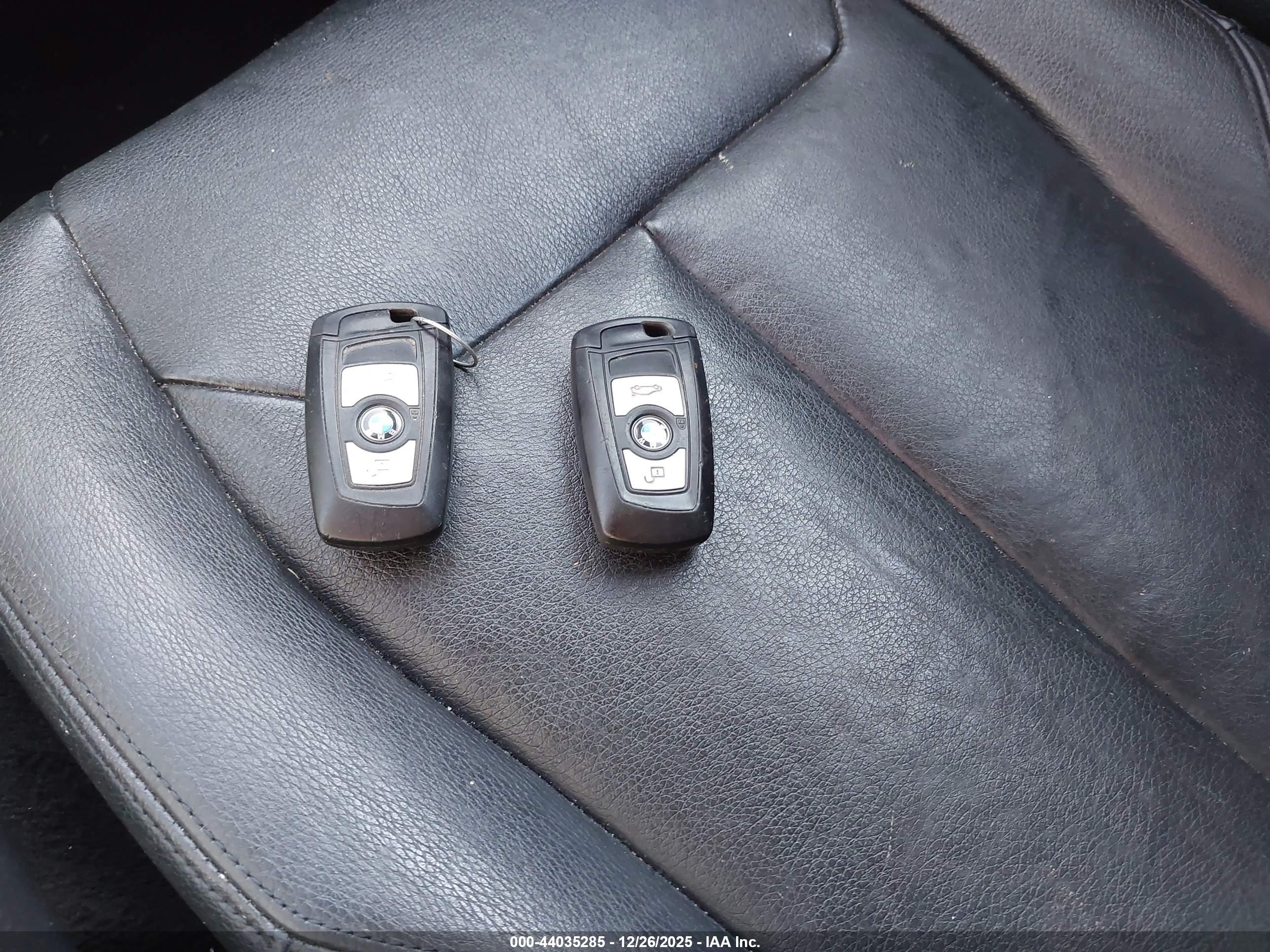 BMW 328I image 11