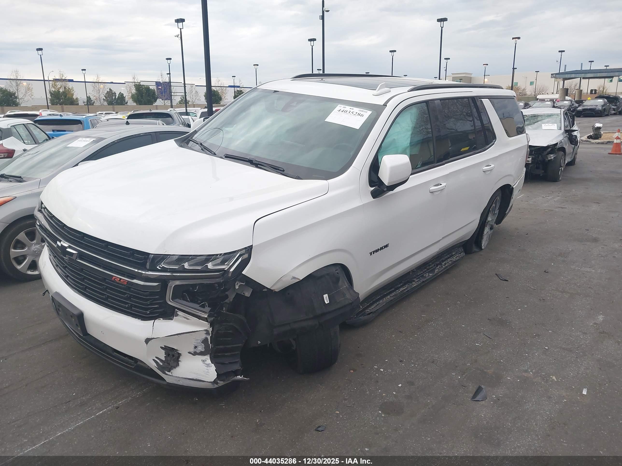 CHEVROLET TAHOE image 2