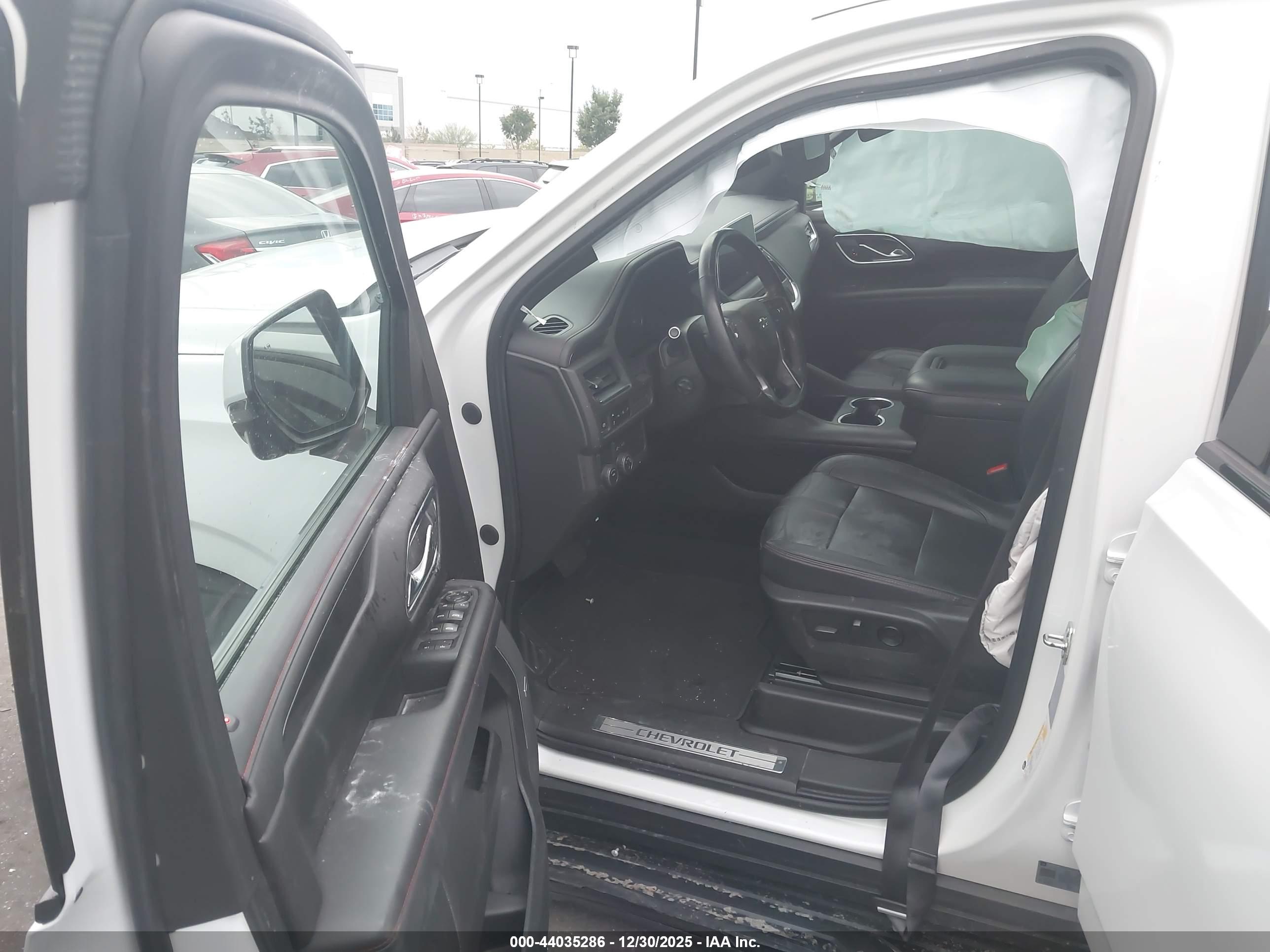 CHEVROLET TAHOE image 5