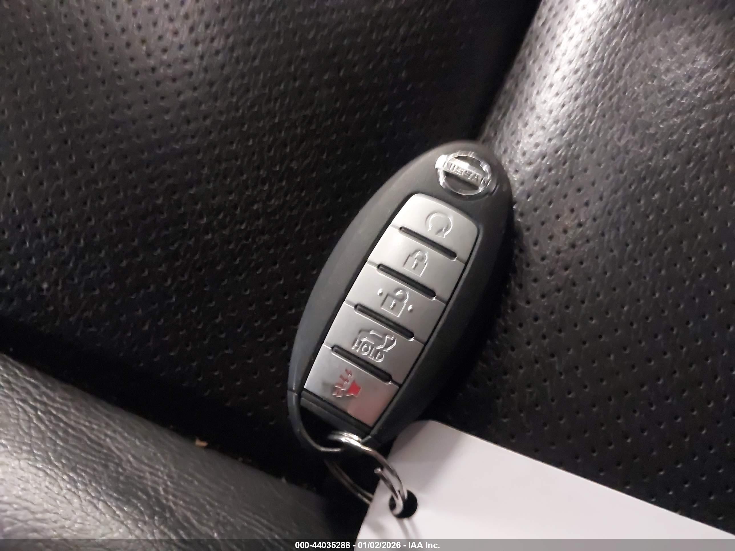 NISSAN MURANO image 11