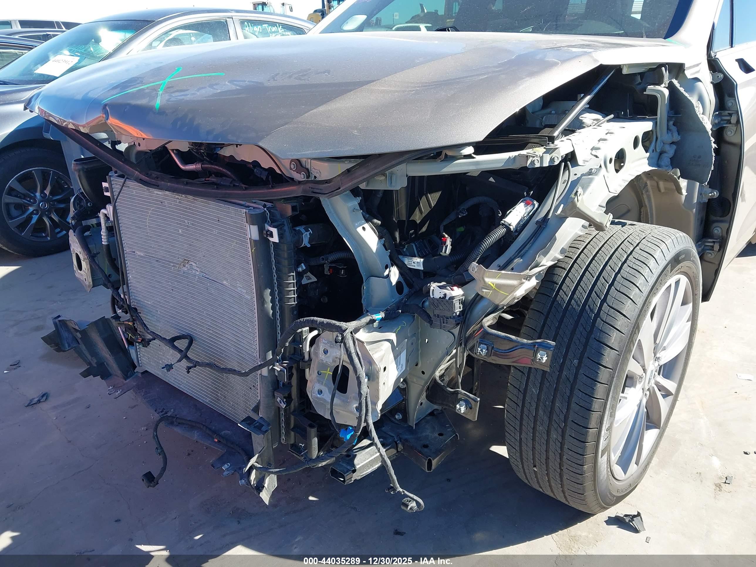 CADILLAC XT6 image 6