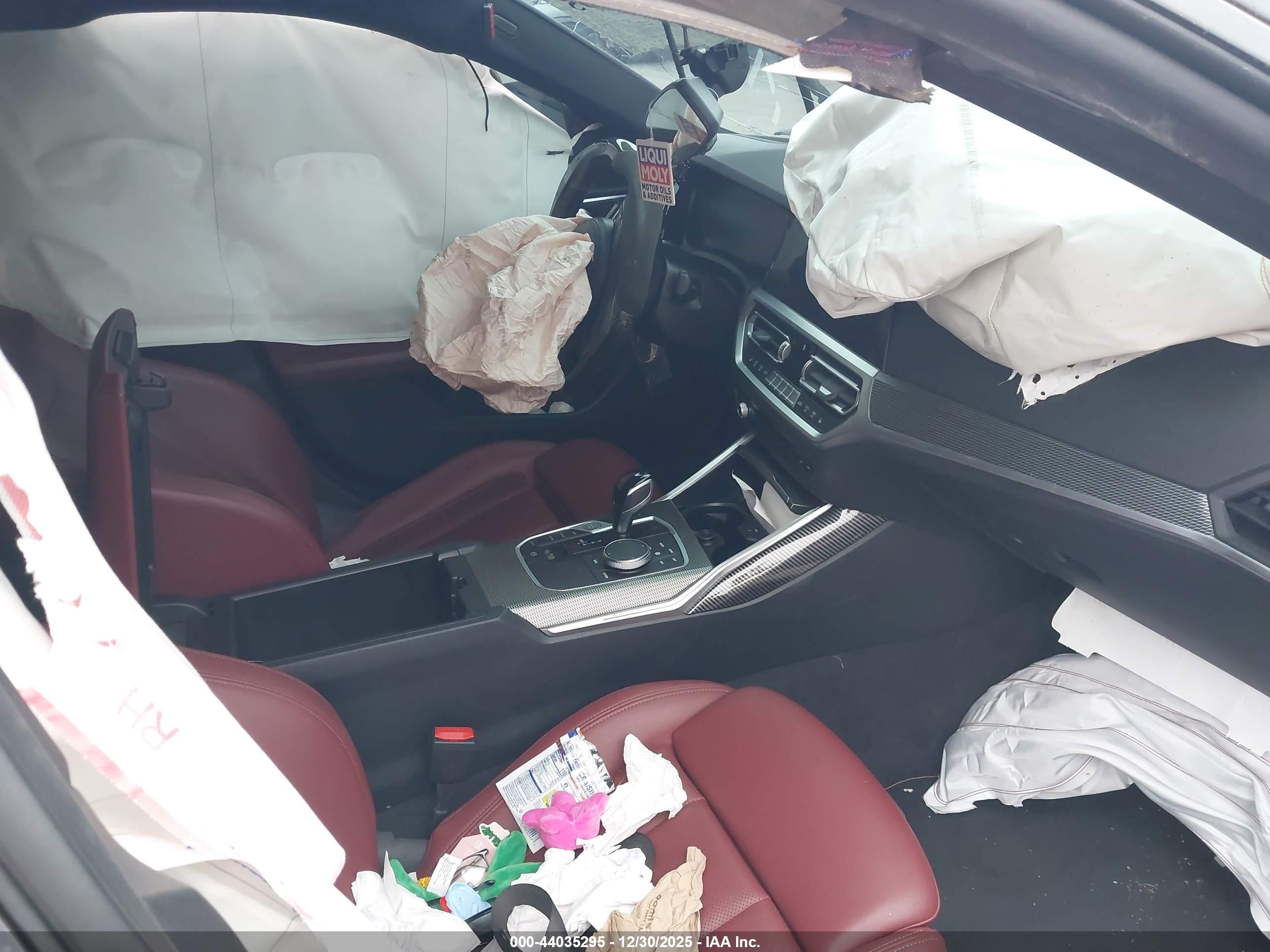 BMW M440I image 5