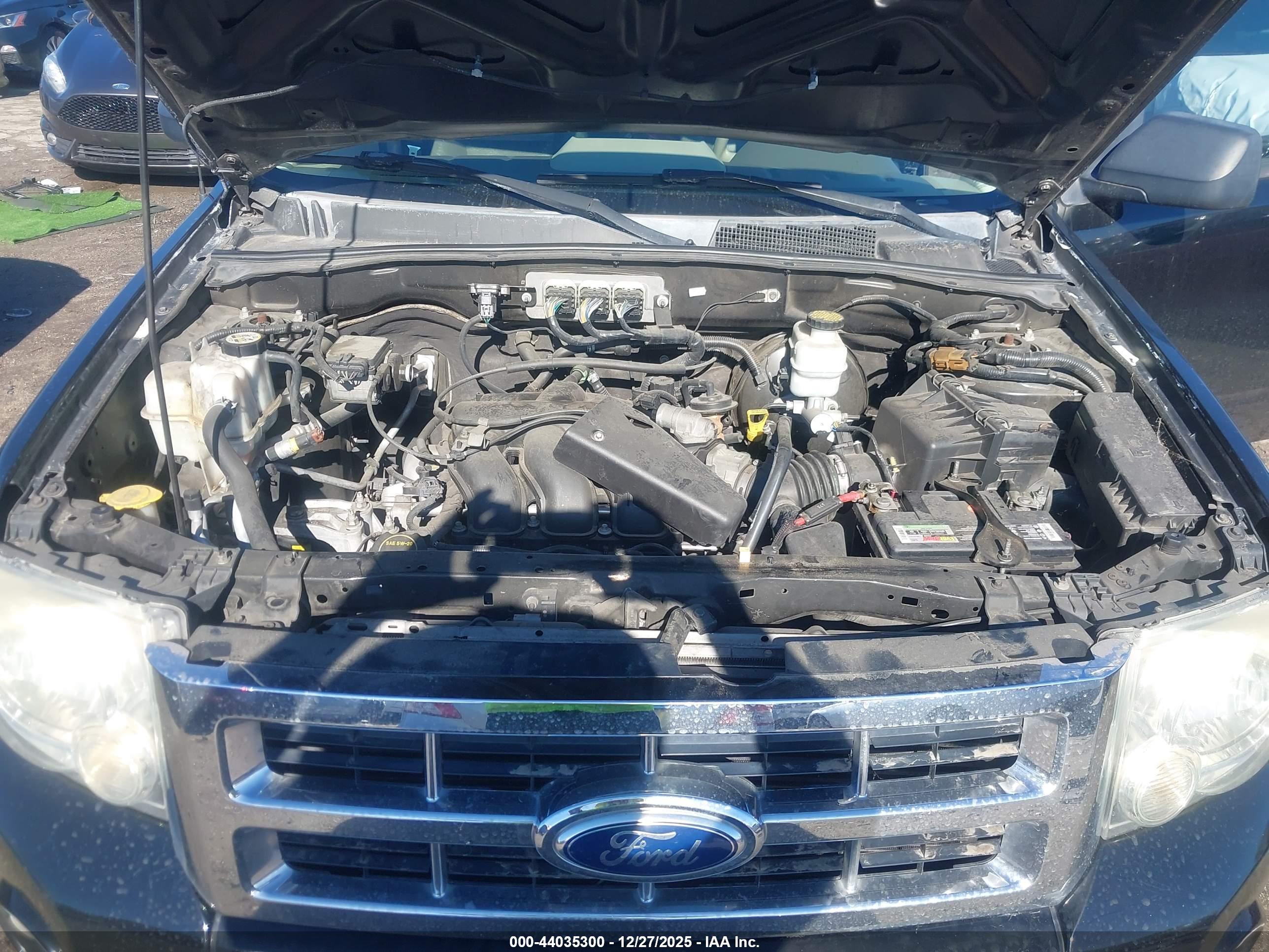 FORD ESCAPE image 10