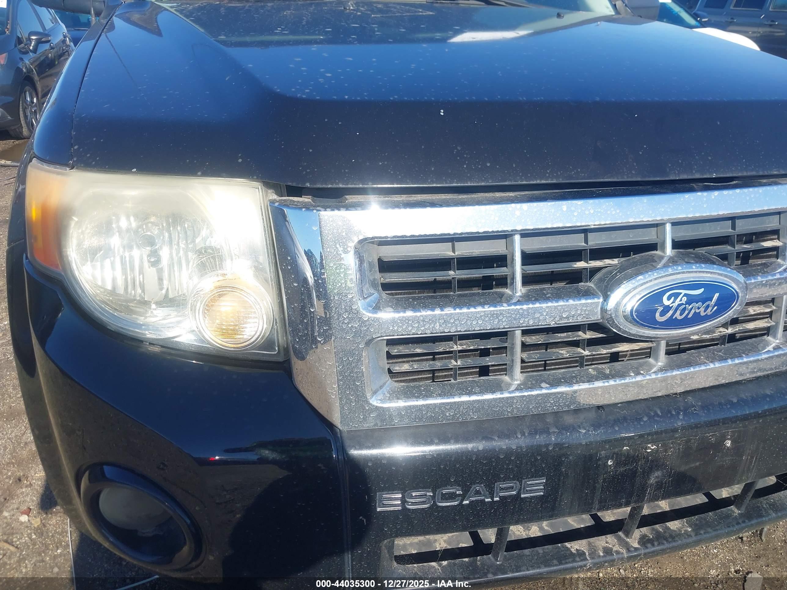 FORD ESCAPE image 6