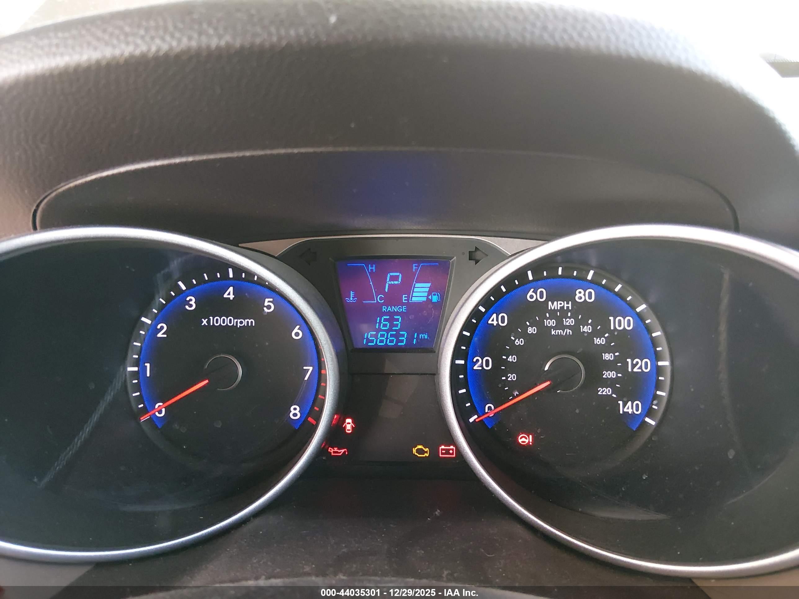 HYUNDAI TUCSON image 7