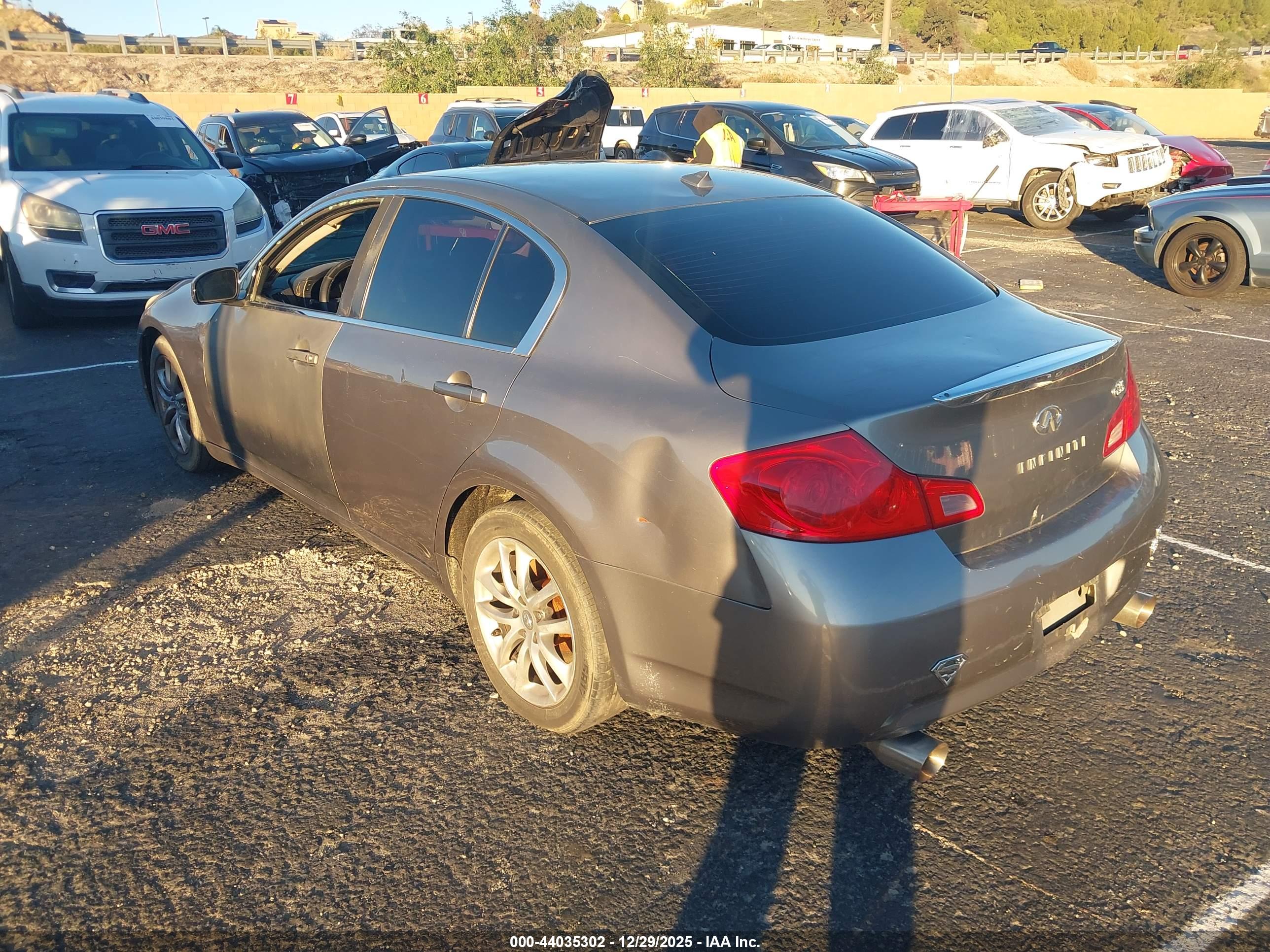 INFINITI G35 image 3
