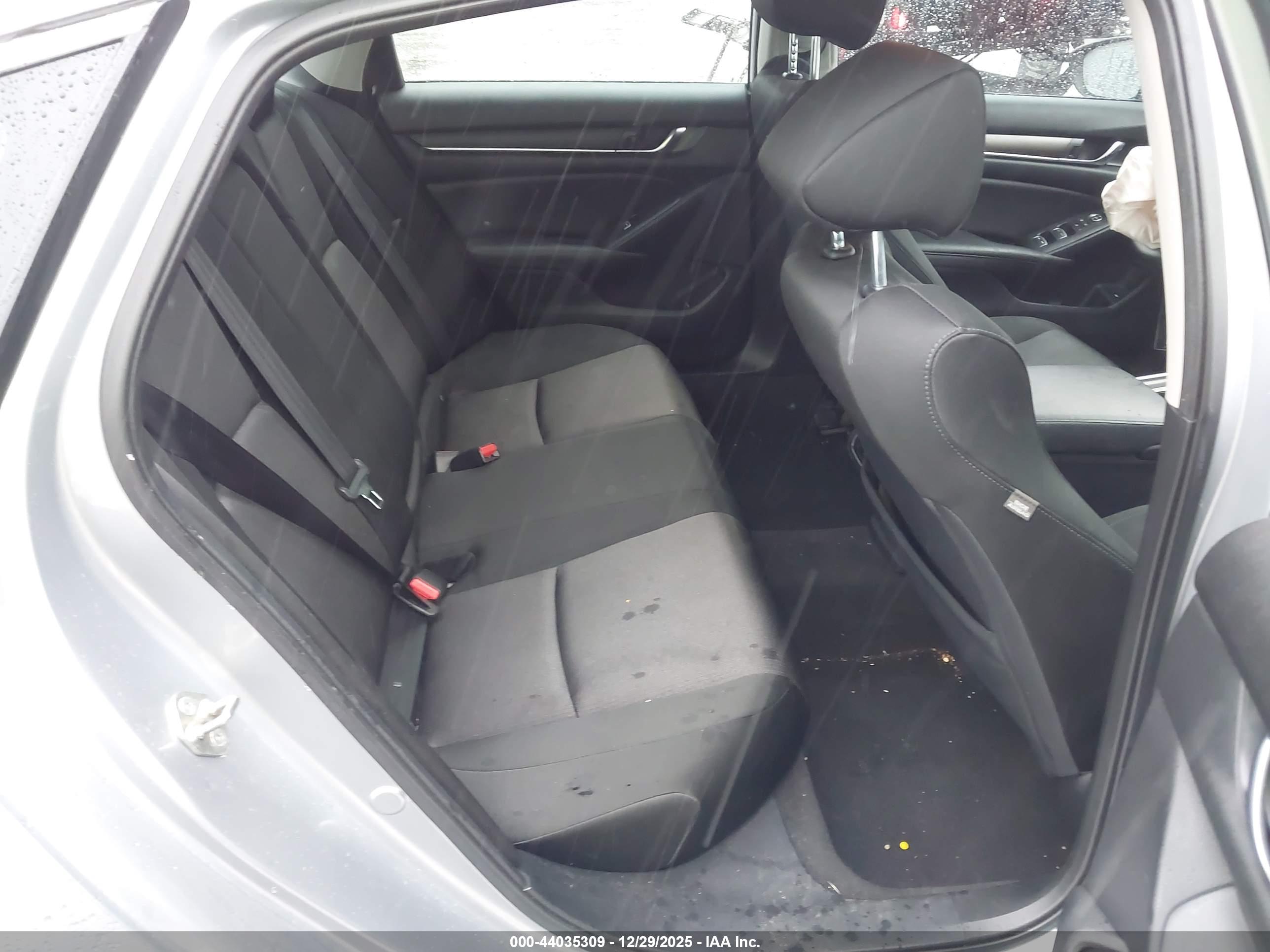 HONDA ACCORD image 8