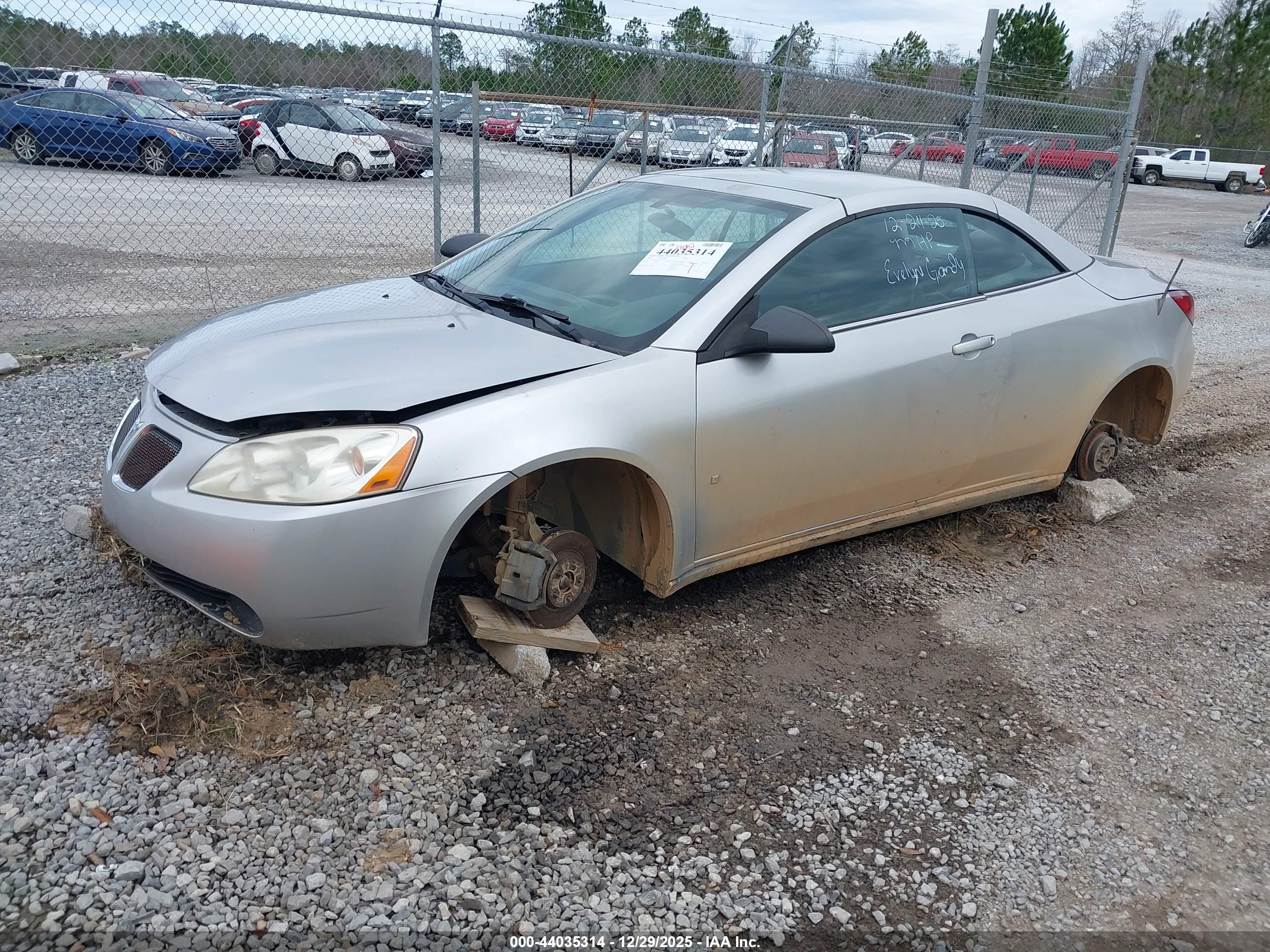 PONTIAC G6 image 2