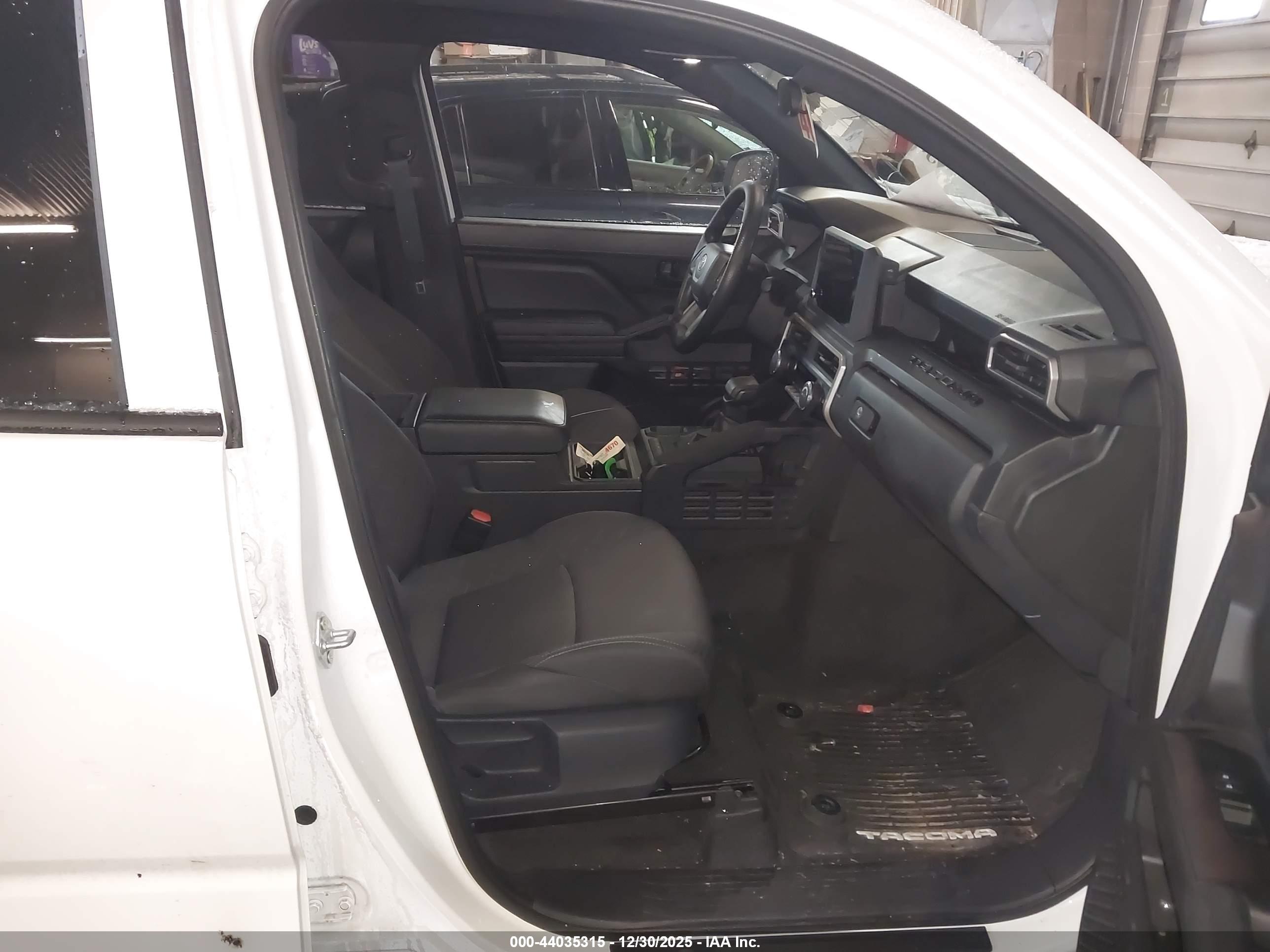 TOYOTA TACOMA image 5