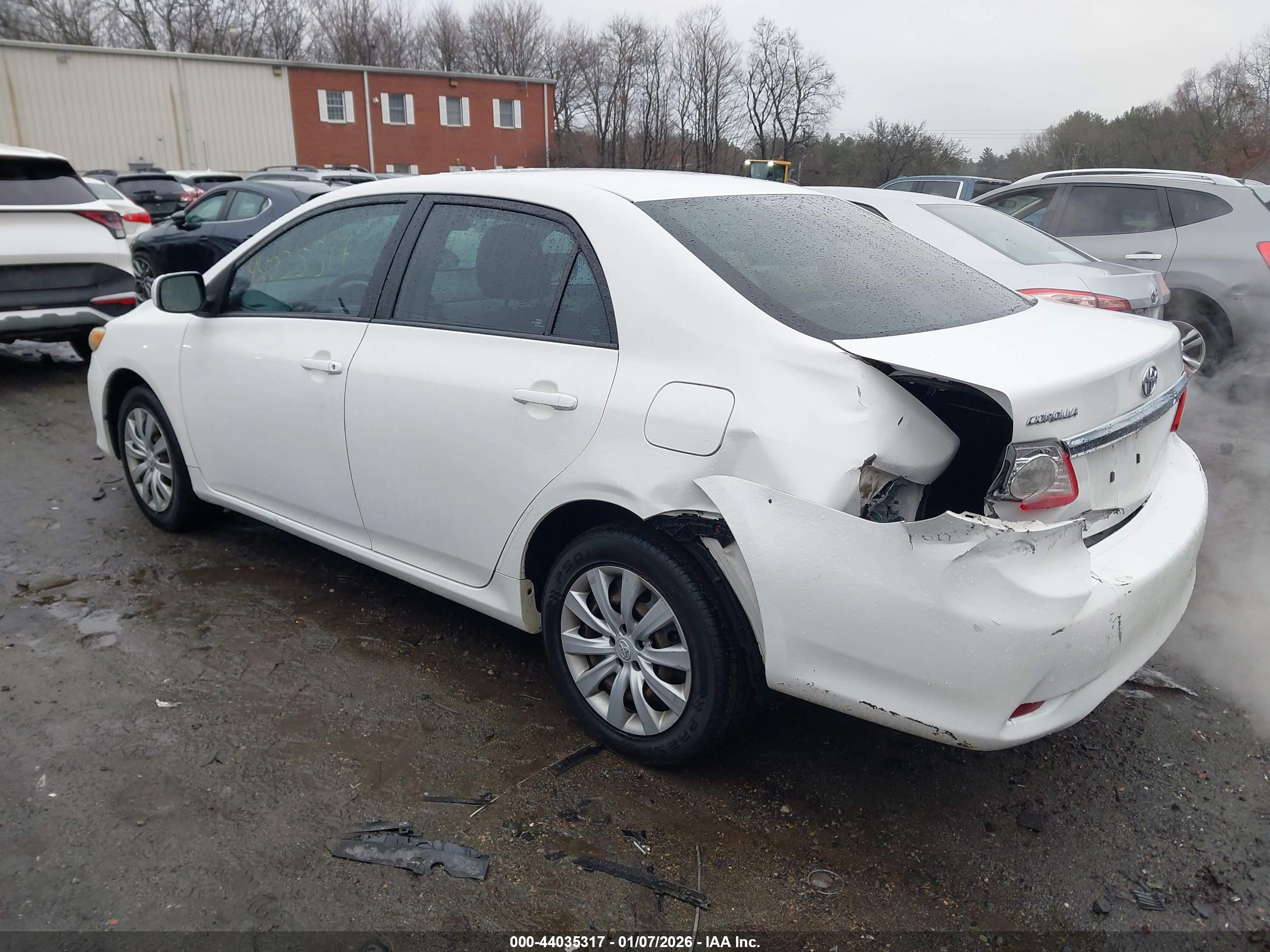 TOYOTA COROLLA image 3