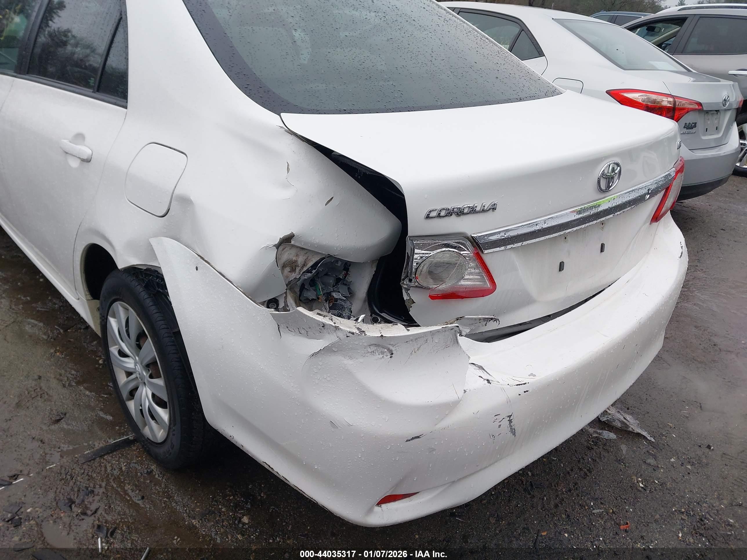 TOYOTA COROLLA image 6