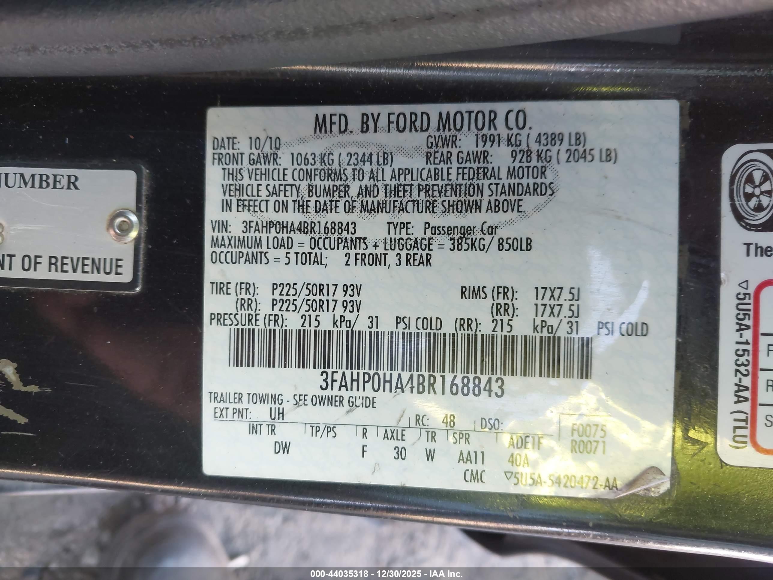 FORD FUSION image 9